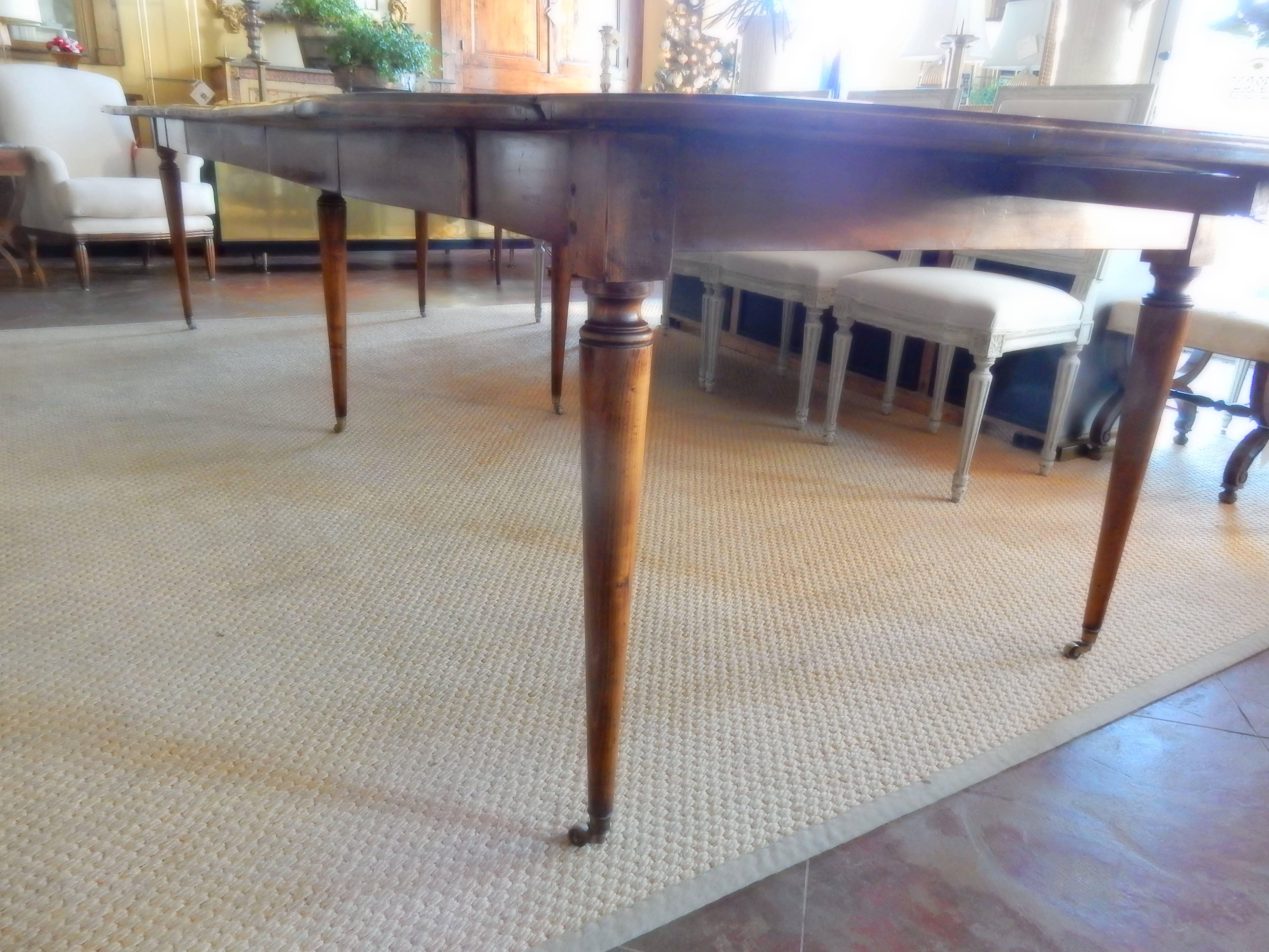 19th Century Directoire Style Extension Dining Table In Good Condition In New Orleans, LA