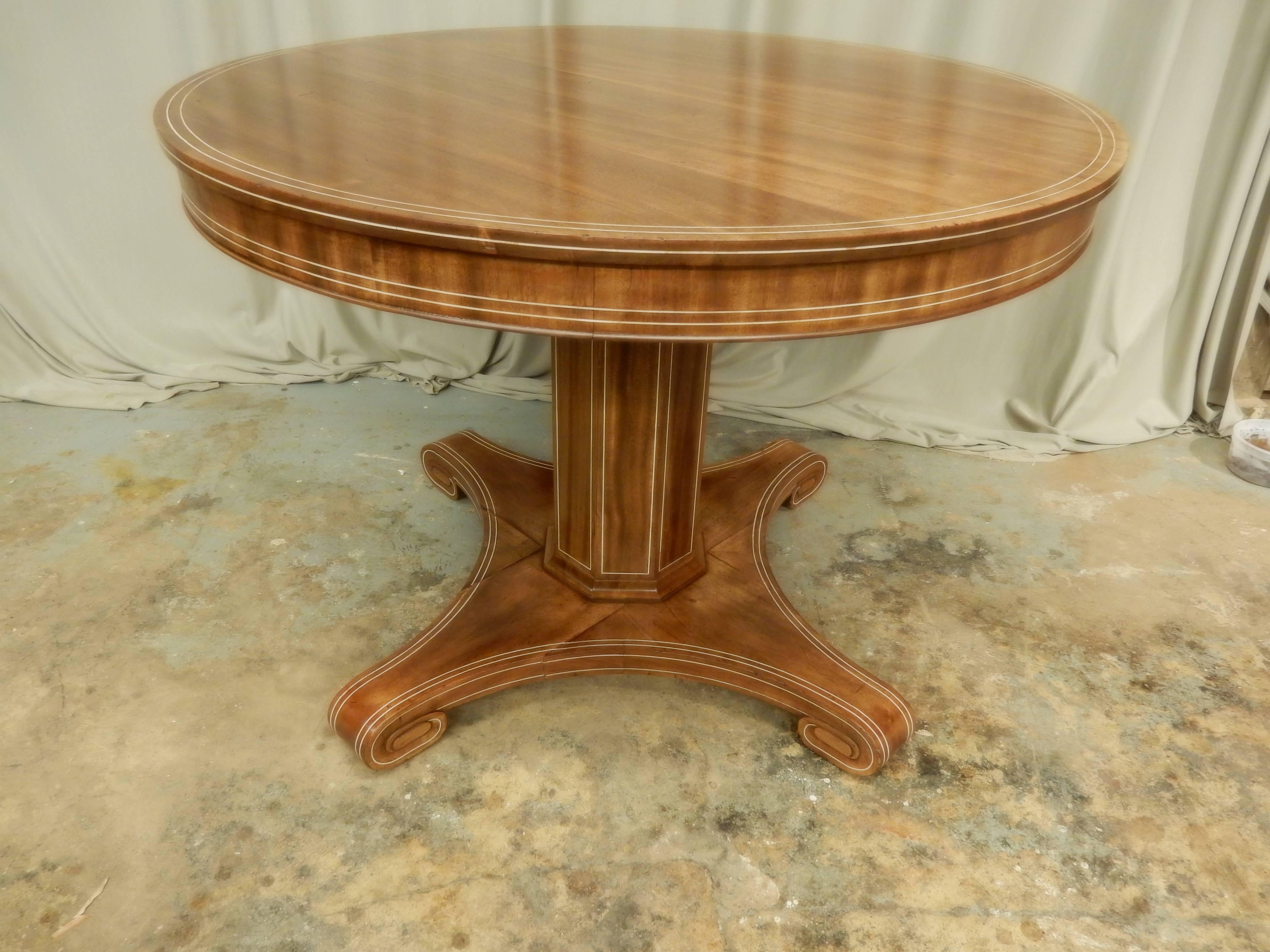 Art Deco Center Hall table For Sale 2