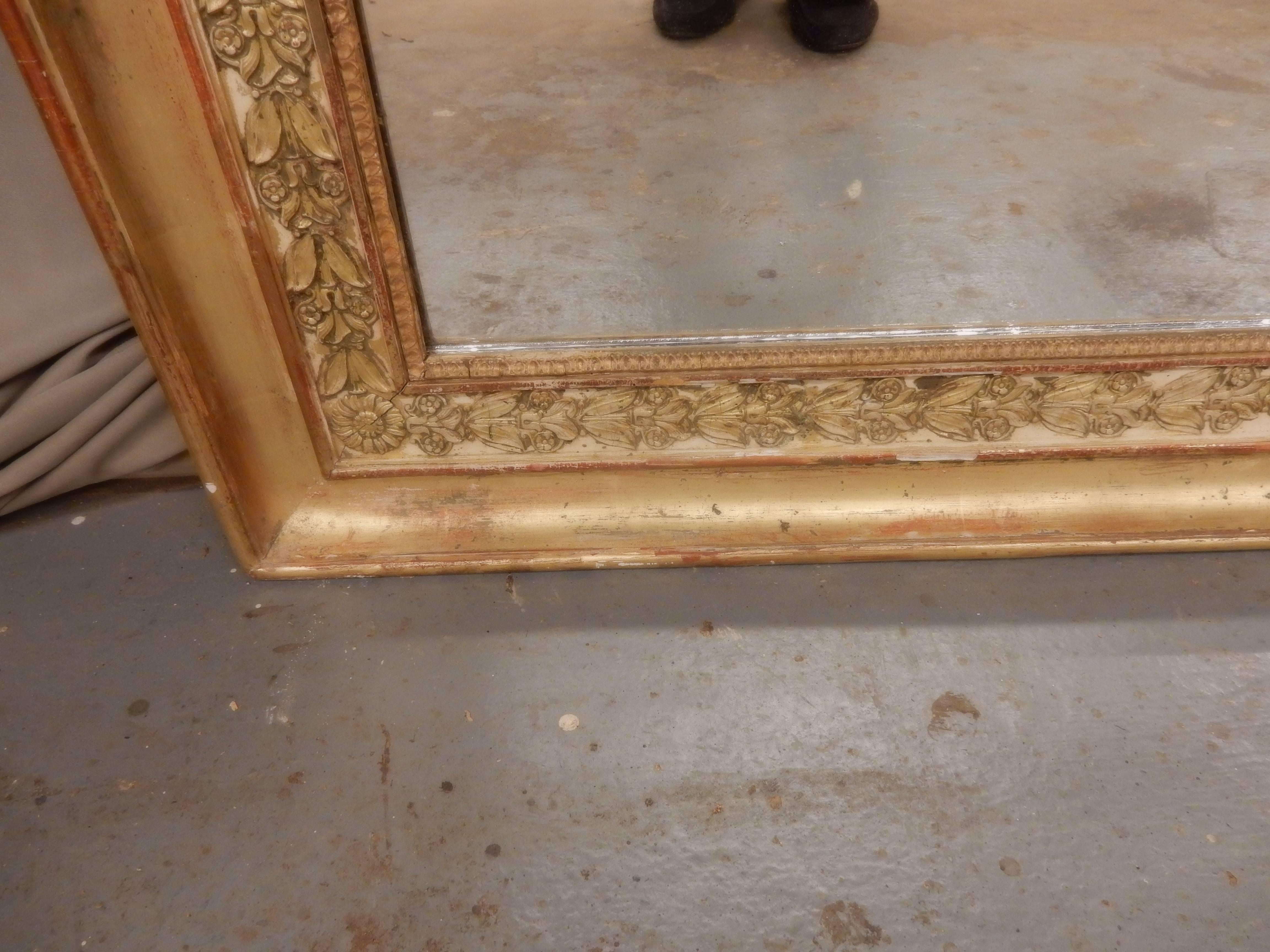 19th Century Gilt French Mirror In Good Condition For Sale In New Orleans, LA