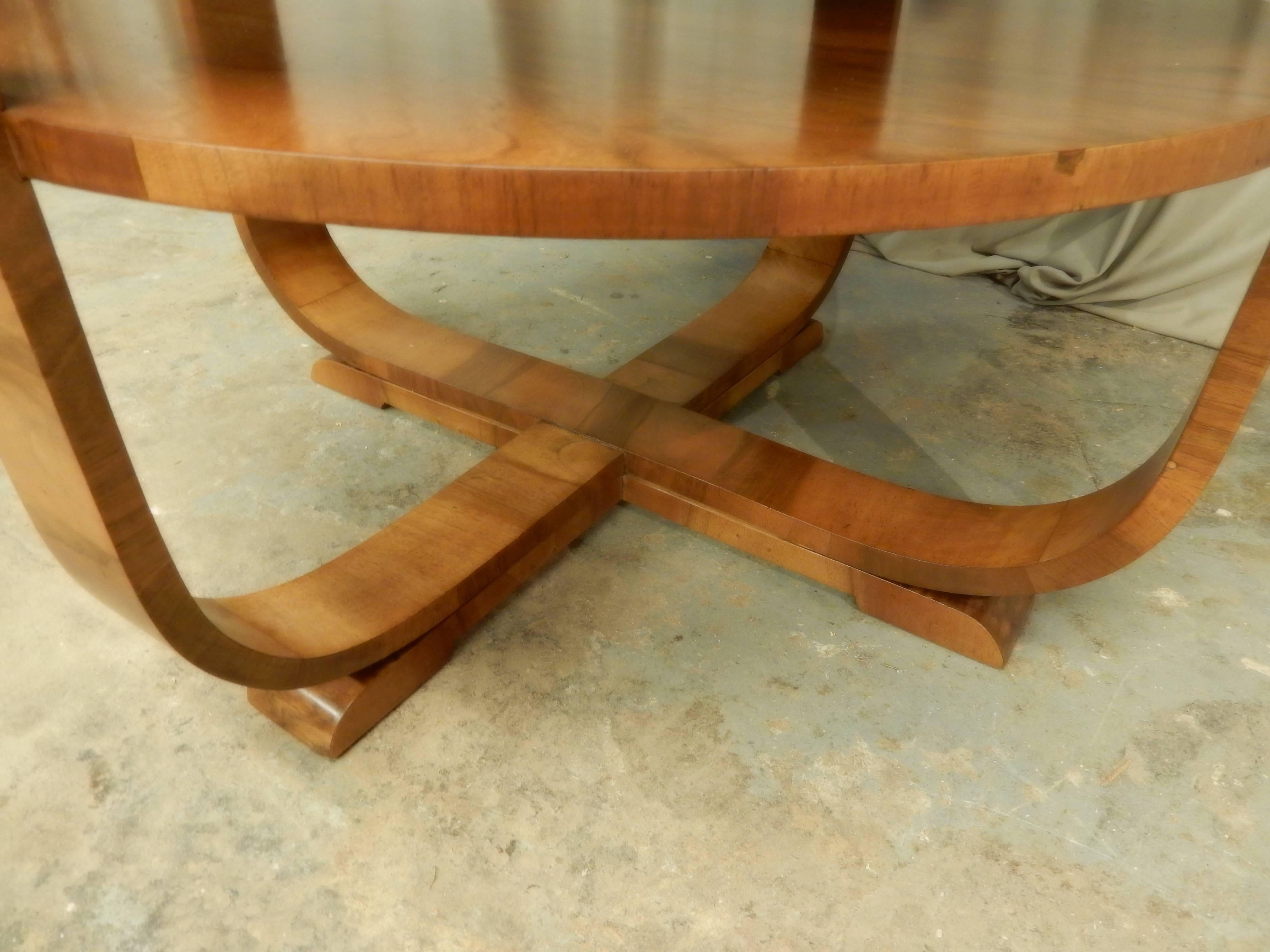 Mid-20th Century French Walnut Round Art Deco Table For Sale