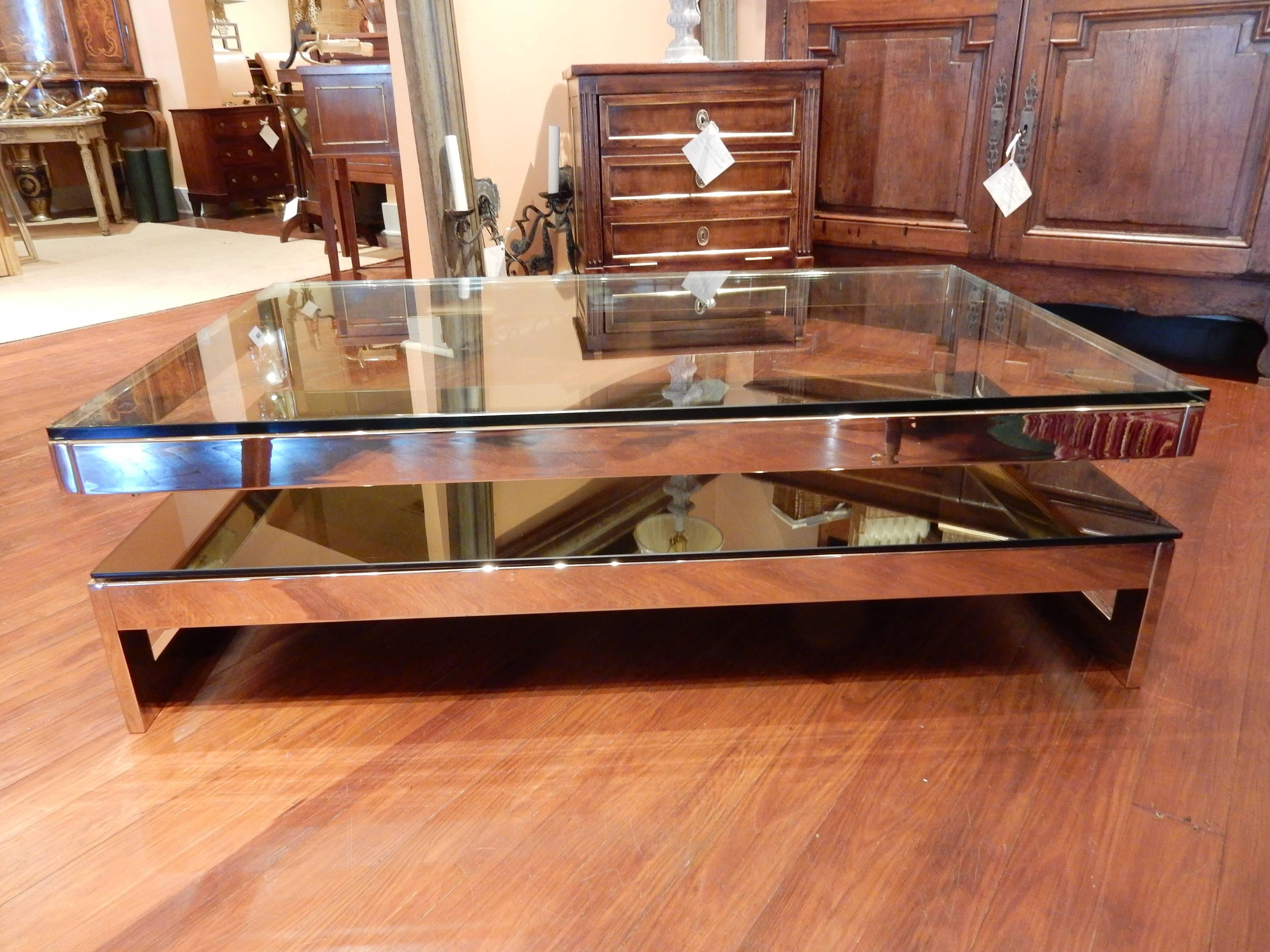 1970s G Design Coffee Table In Good Condition For Sale In New Orleans, LA