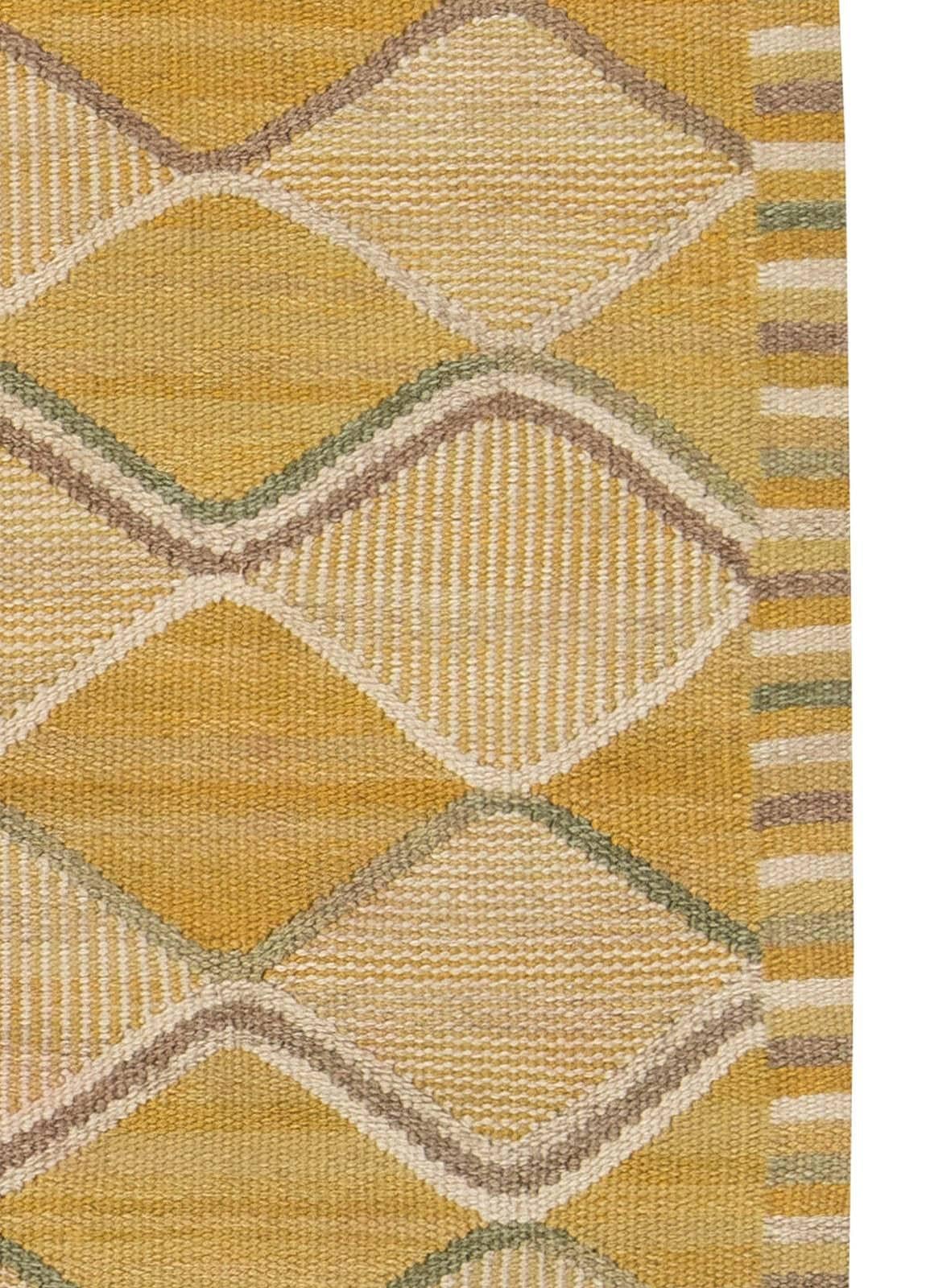 Vintage Swedish Flat-Weave 'Spattangul' Rug by Marta Maas-Fjetterström In Excellent Condition In New York, NY