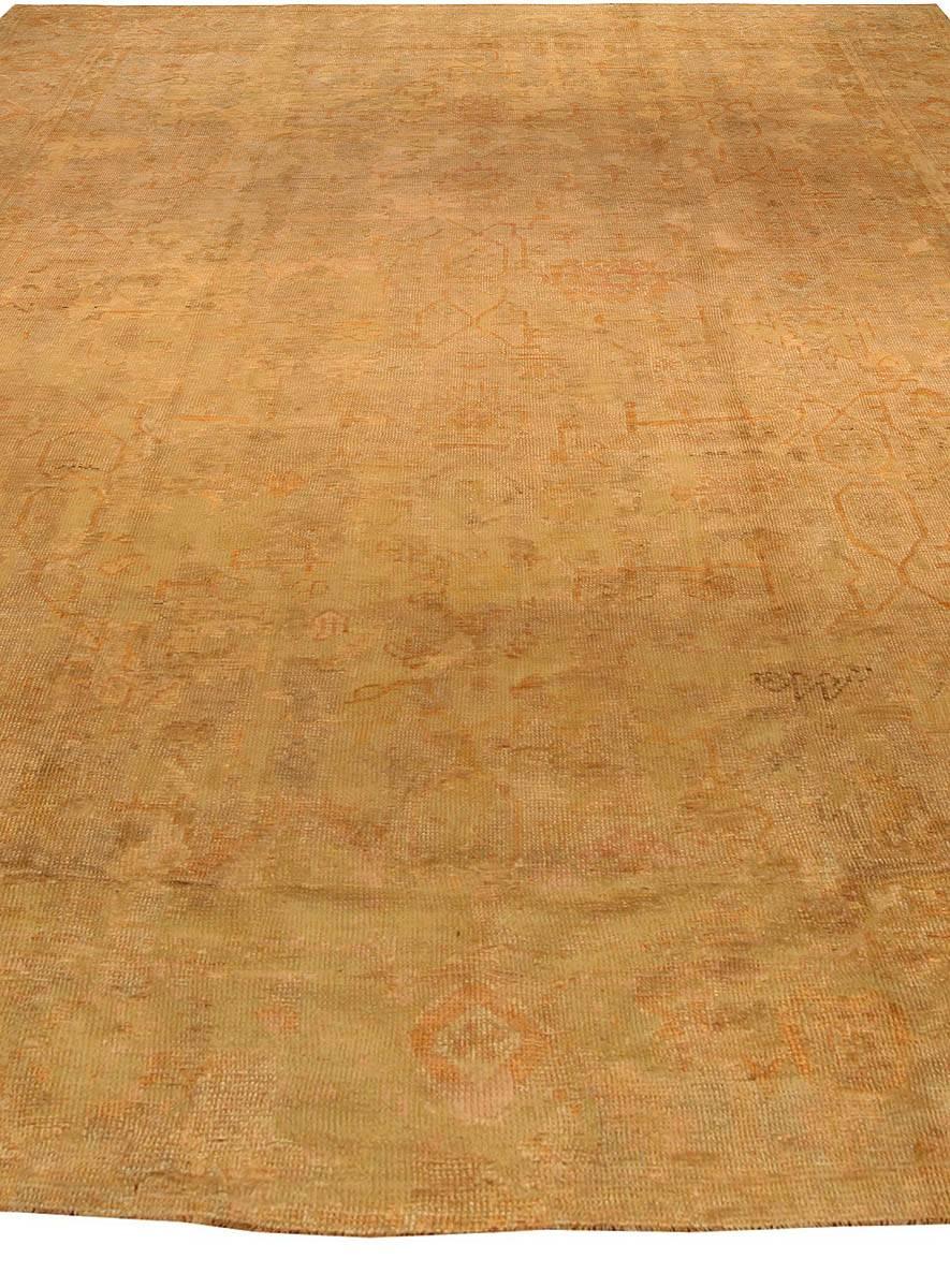 Antique Turkish Oushak Handmade Wool Rug In Good Condition For Sale In New York, NY