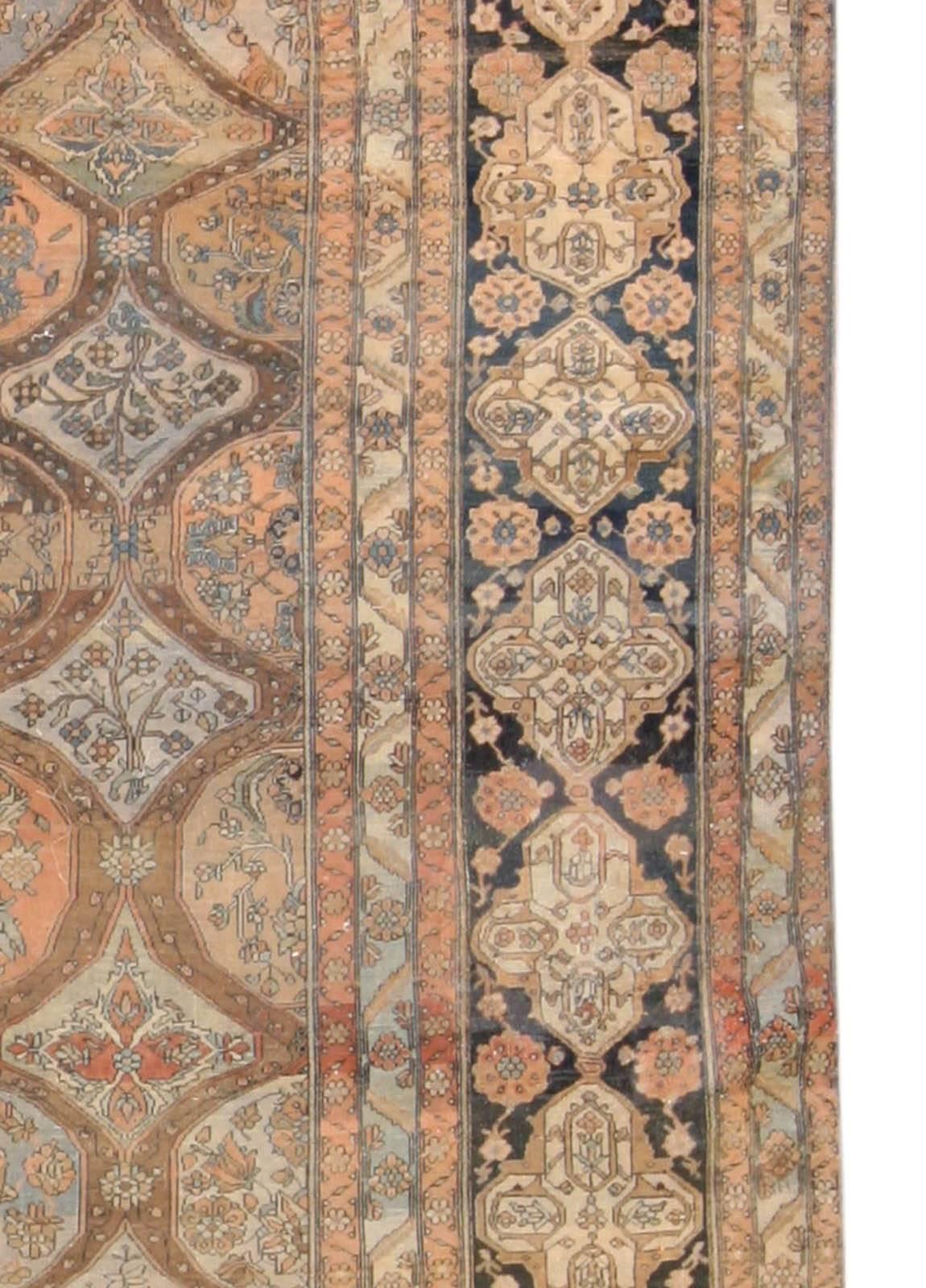 19th Century Persian Kashan Handmade Wool Rug For Sale 3