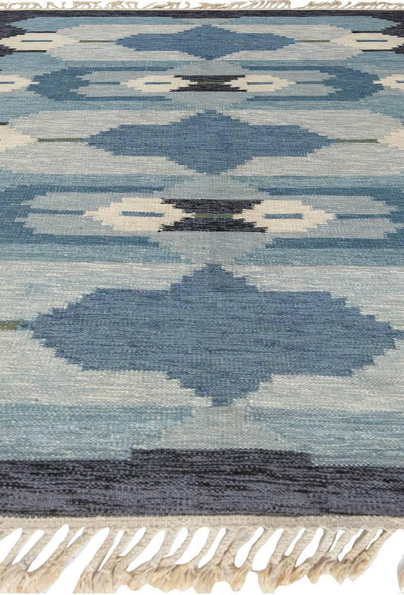 Vintage Swedish Flat Weave Rug In Good Condition In New York, NY