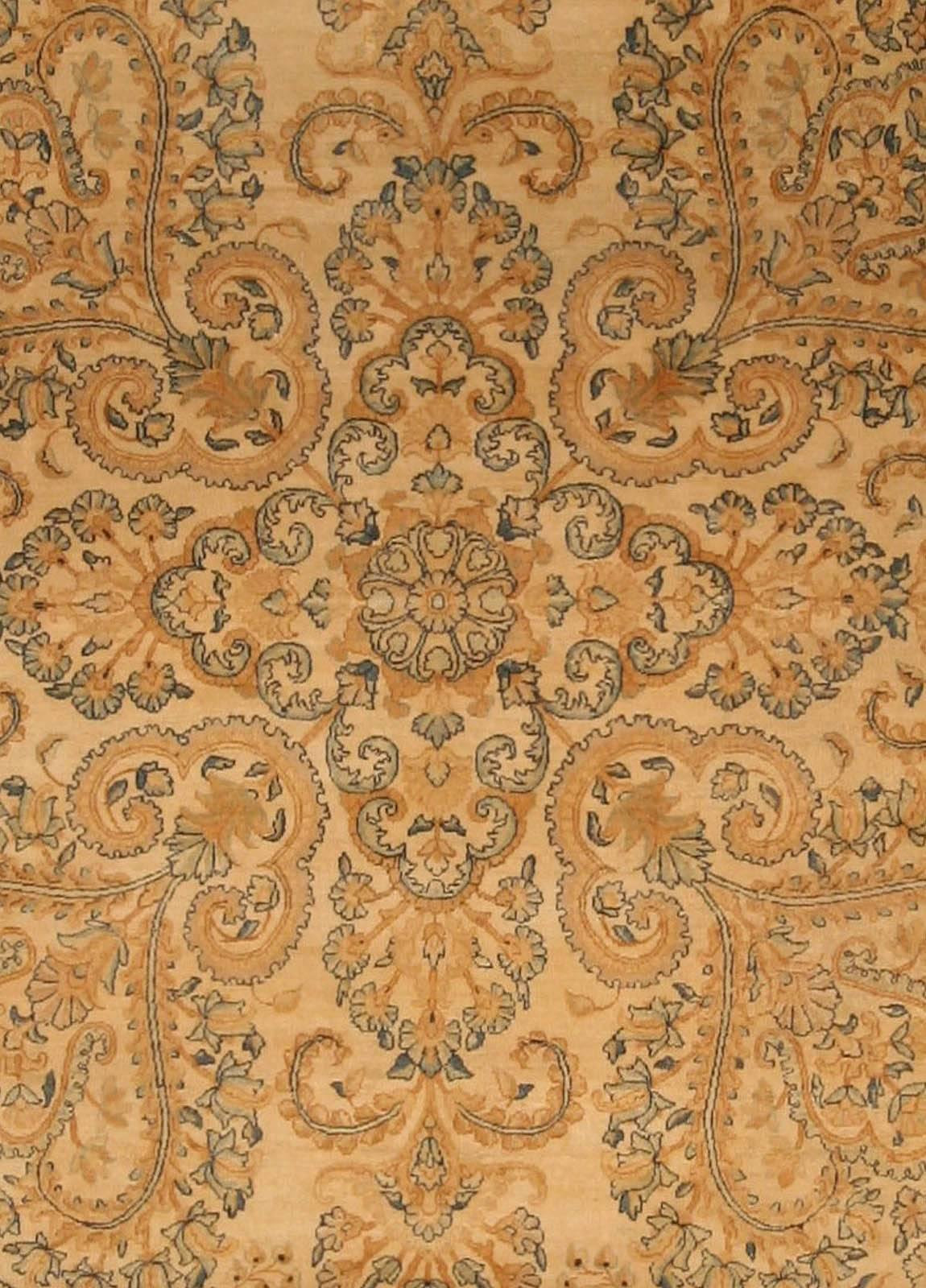 Antique Persian Kirman Camel handmade wool rug
Size: 13'5