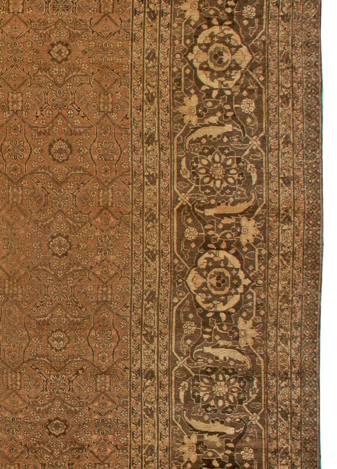 Large Antique Persian Tabriz Handmade Wool Rug For Sale 1