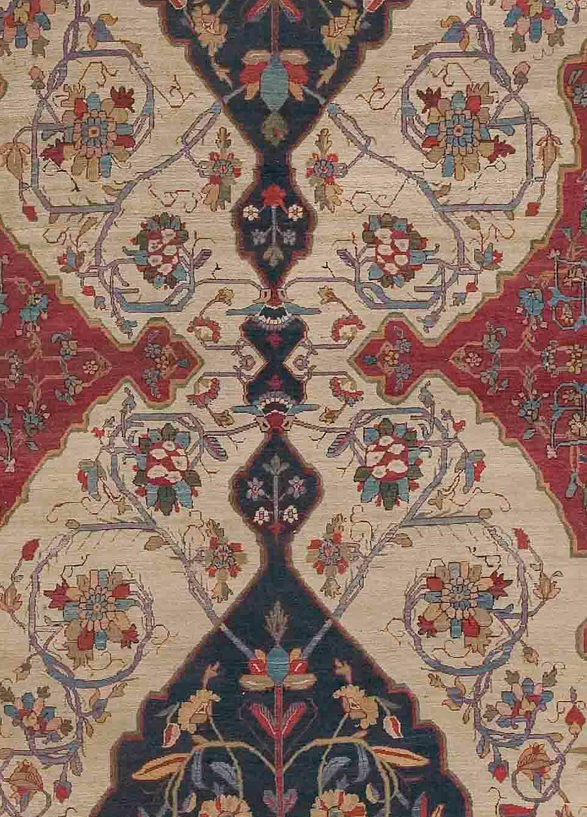 Oversized 19th Century Persian Kirman rug
Size: 15'4