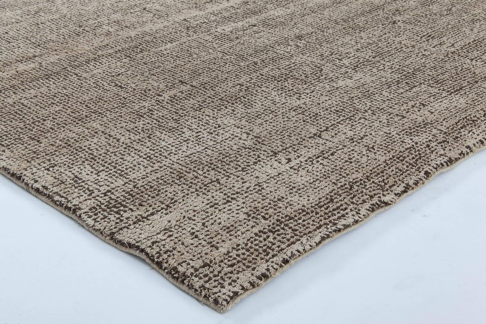 Brown Contemporary Rug In Excellent Condition In New York, NY