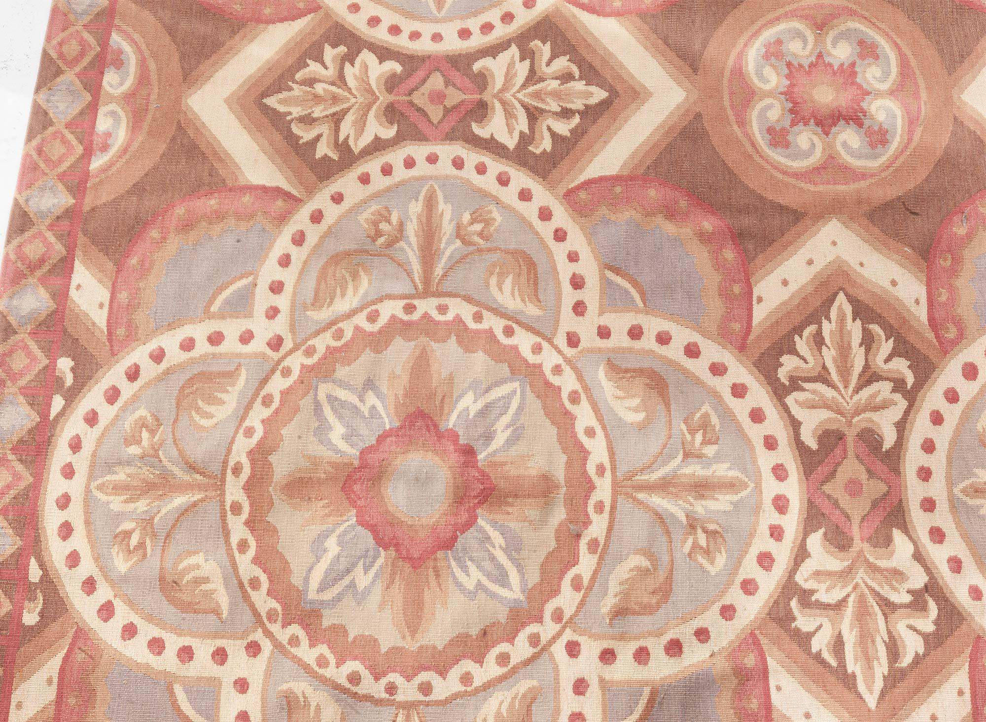 Traditional Inspired Aubusson Rug
Size: 9'0