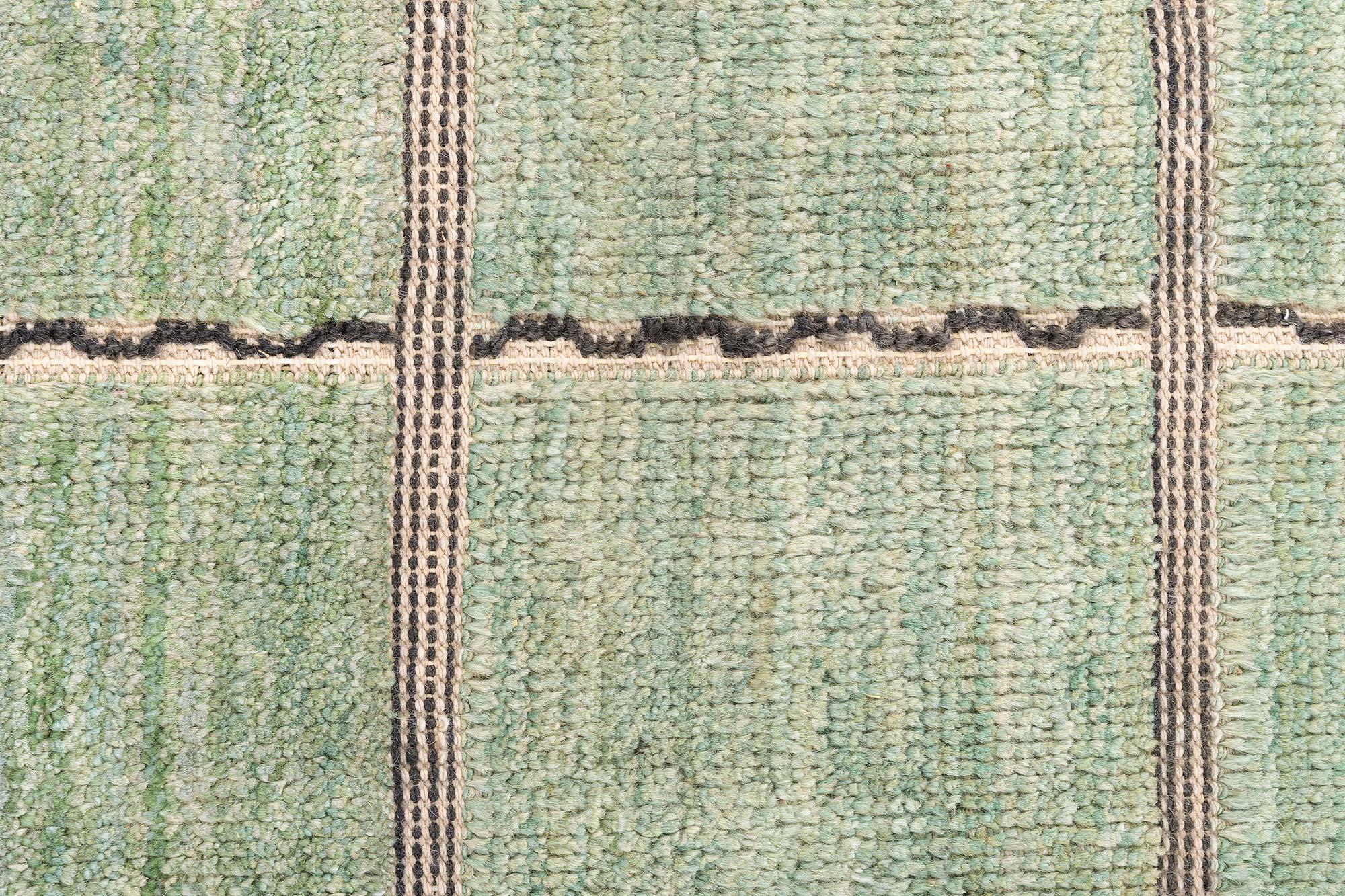Moderner schwedischer Stapelläufer mit geometrischem Rasterdesign von Doris Leslie Blau (Skandinavisch) im Angebot