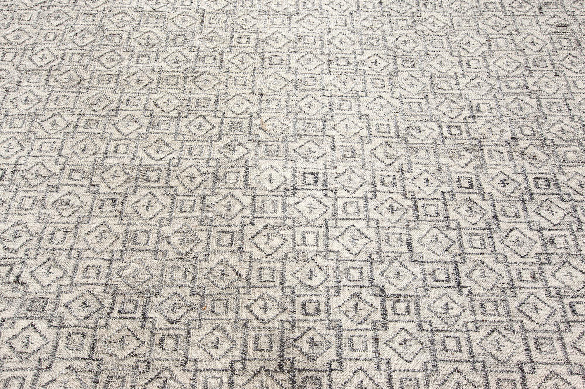 Traditionell inspirierter Teppich von Doris Leslie Blau, Moderne (Indisch) im Angebot