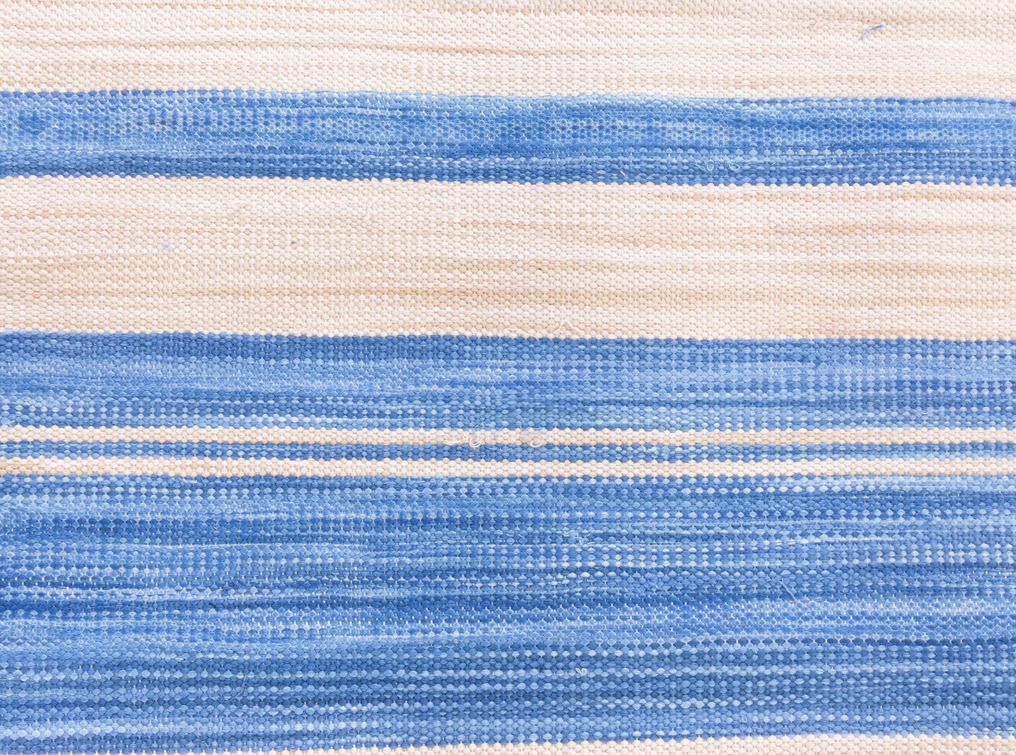 Contemporary Striped Blue Dhurrie Rug von Doris Leslie Blau im Angebot 1