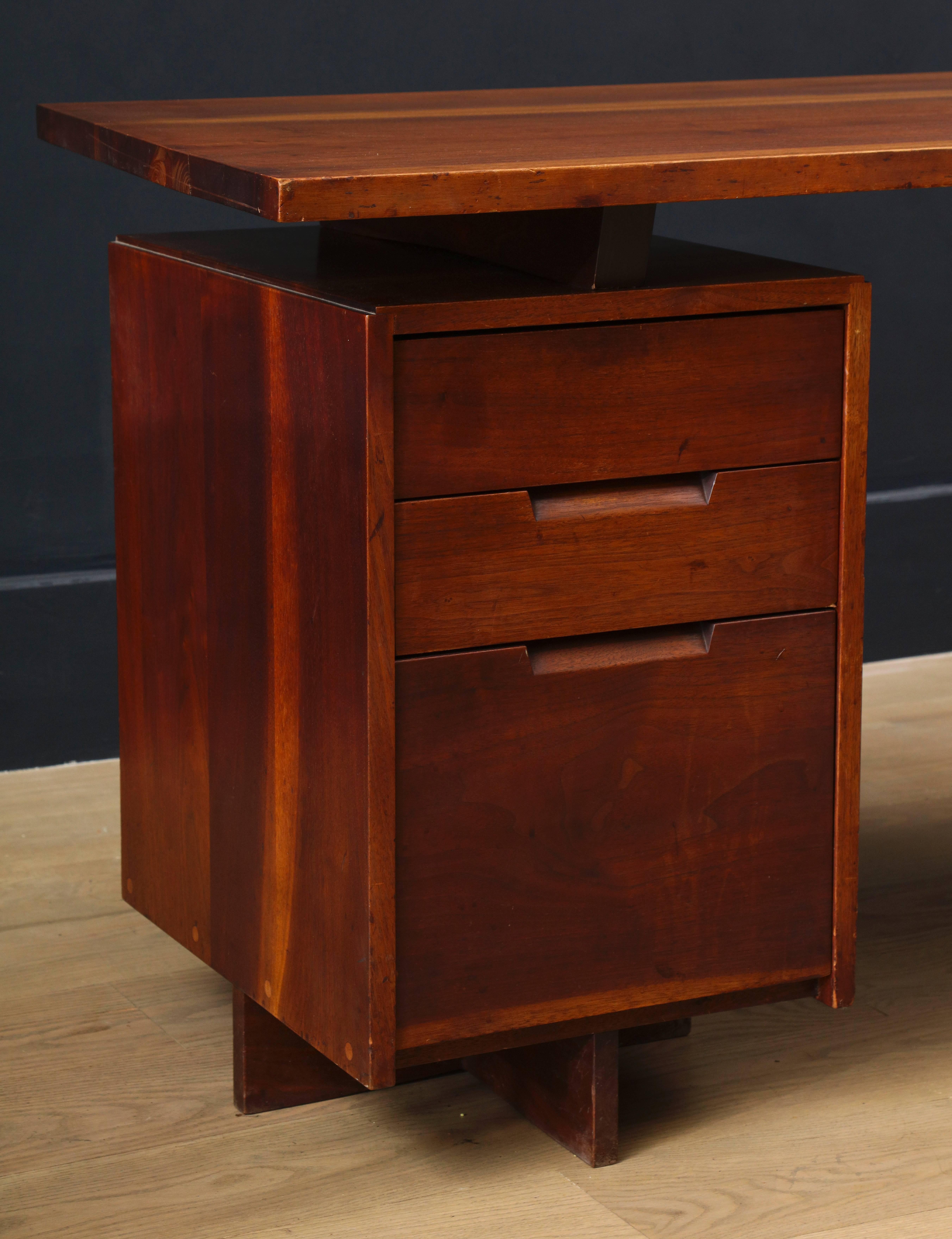 Mid-Century Modern Double Pedestal Desk by George Nakashima, 1964 For Sale
