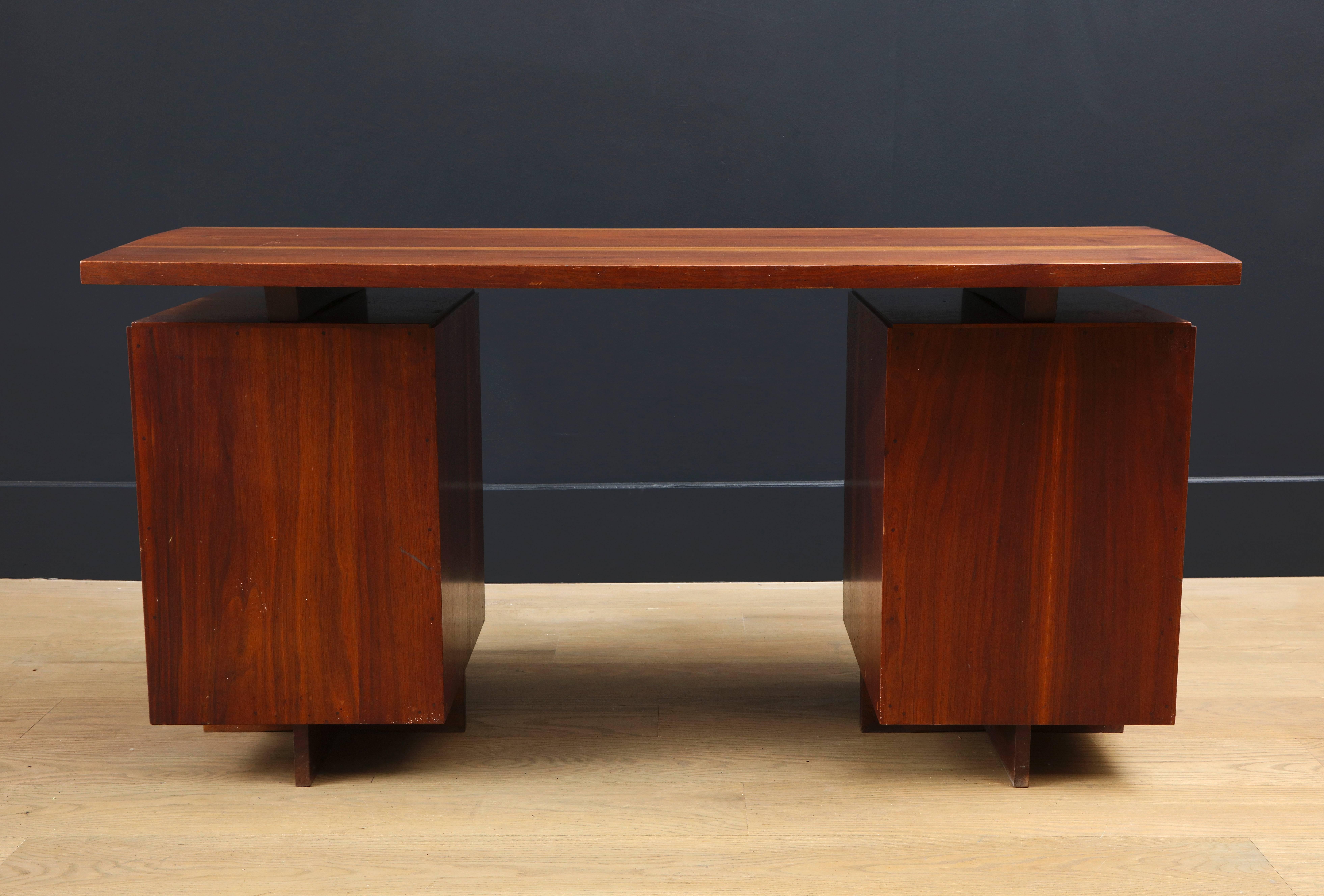 Double Pedestal Desk by George Nakashima, 1964 In Good Condition For Sale In Long Island City, NY