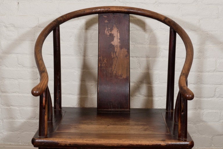 A Pair of 18th Century Chinese Horseshoe Chairs In Good Condition For Sale In Long Island City, NY