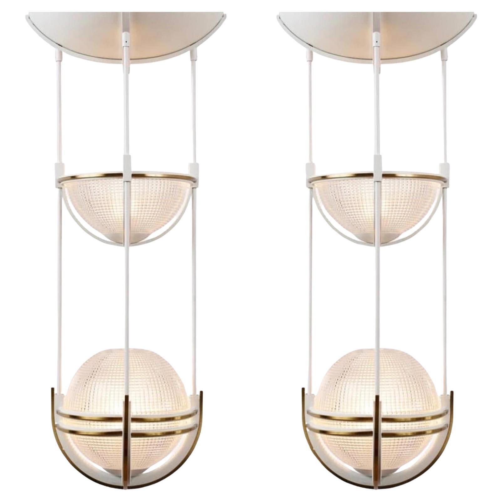 Ein Paar Art Deco Holophane Globular Glas Pendel Deckenleuchten im Angebot