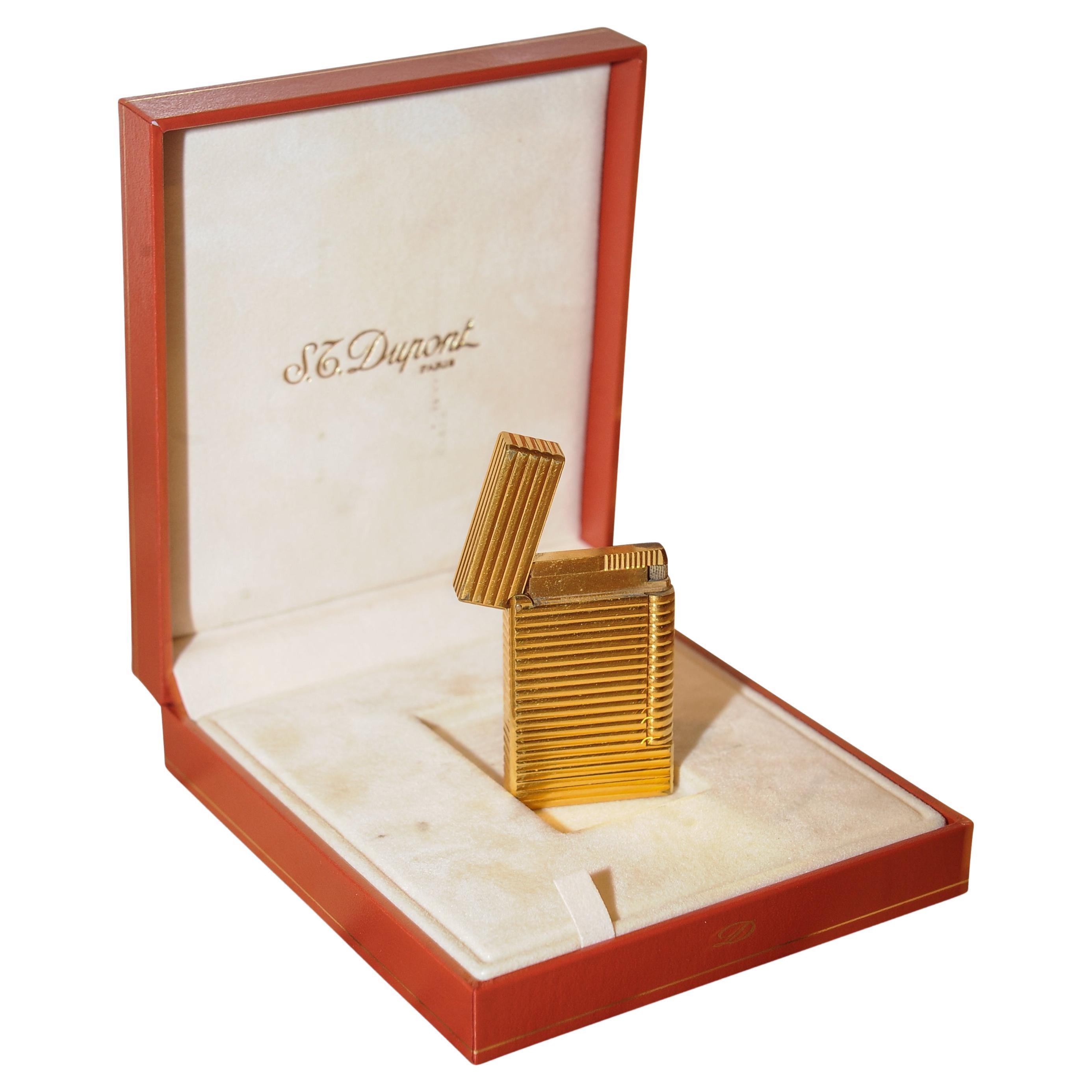 S.T. Dupont Briquet De Poche LD Plaque Gas Cigarette Lighter With Original Box  For Sale