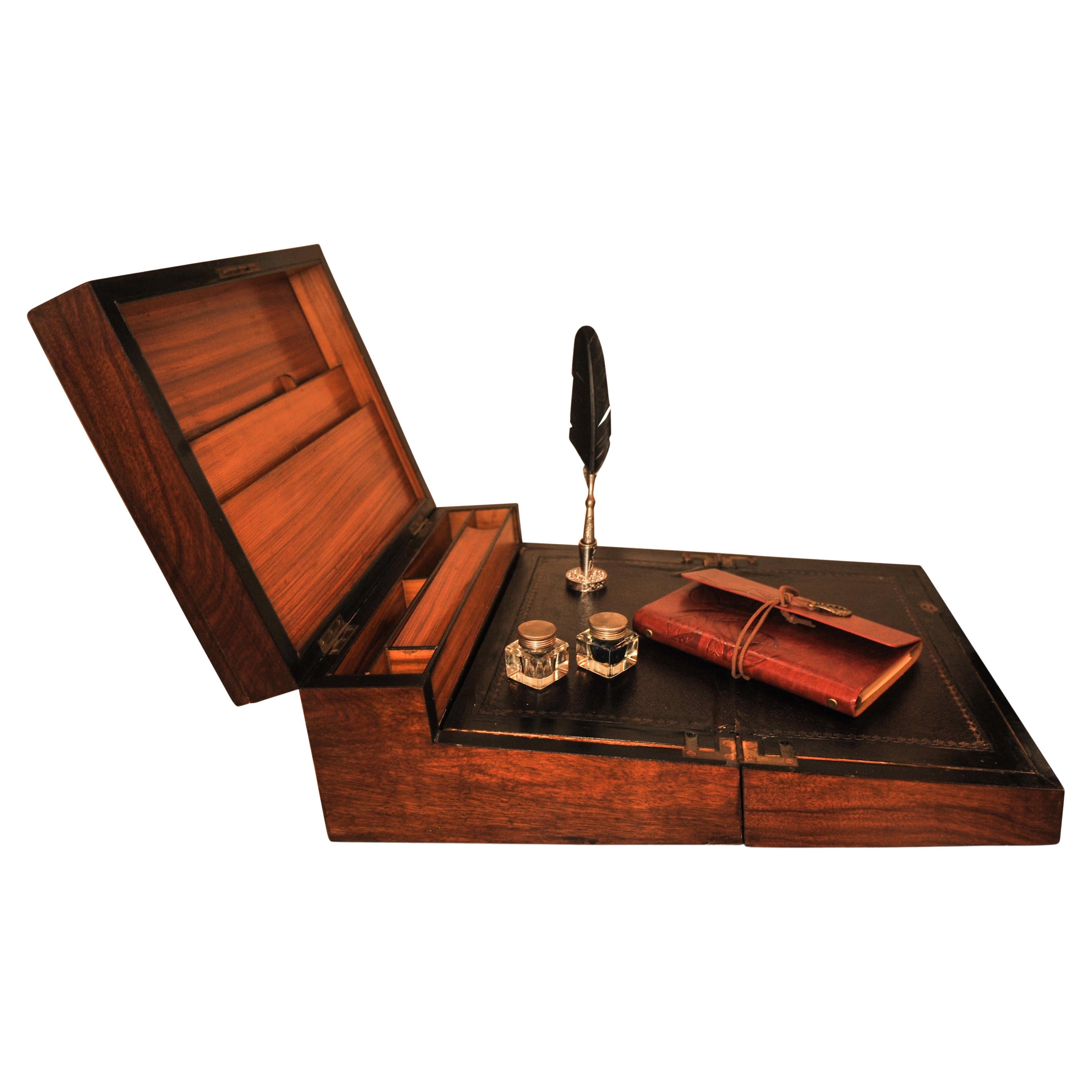 Elegant Victorian Flame Mahogany Writing Slope & Stationary Leather Interior For Sale