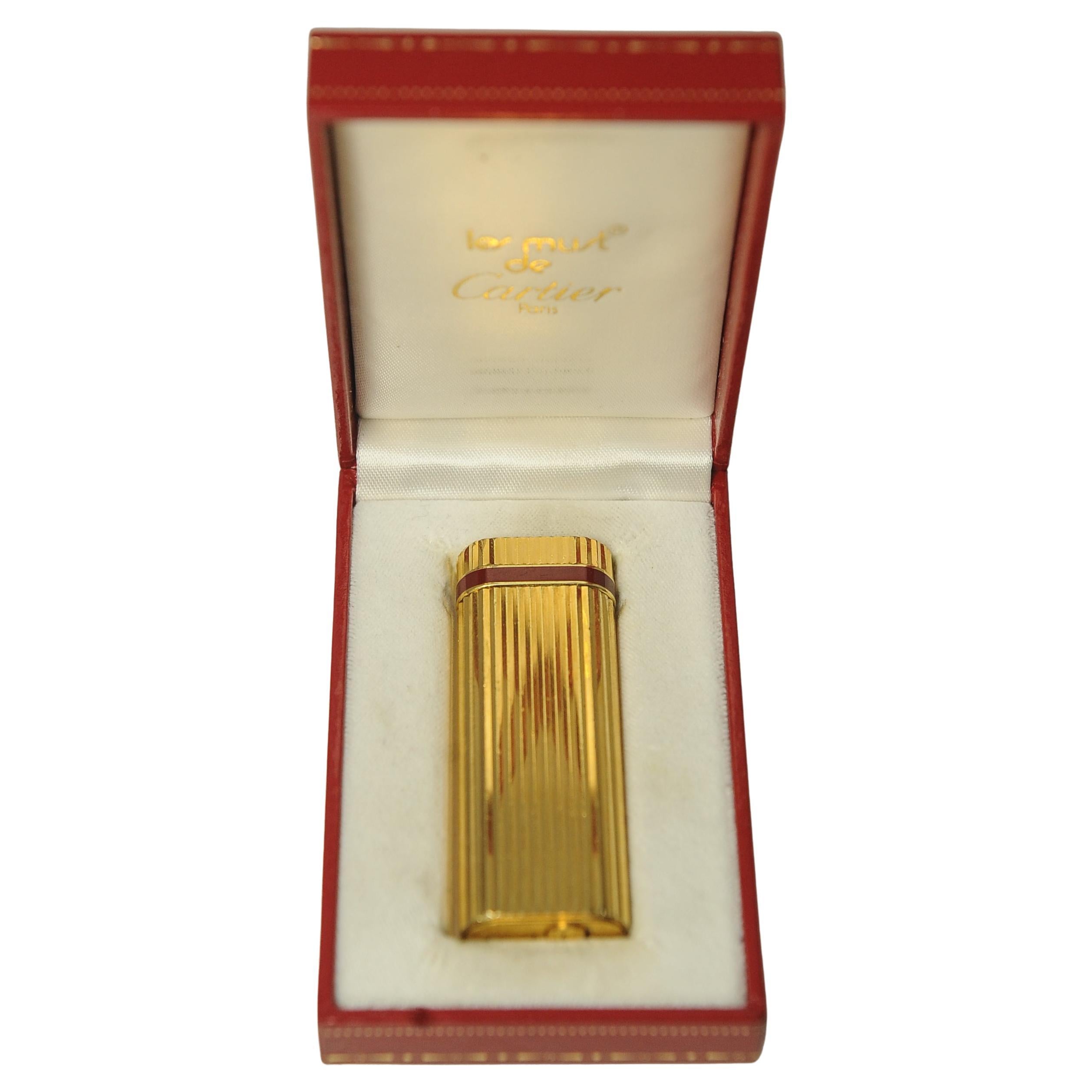 Rare Cartier 18ct Gold Plate Ribbed Godron Cigarette Lighter With Cartier Box In Good Condition For Sale In Reading, Berkshire
