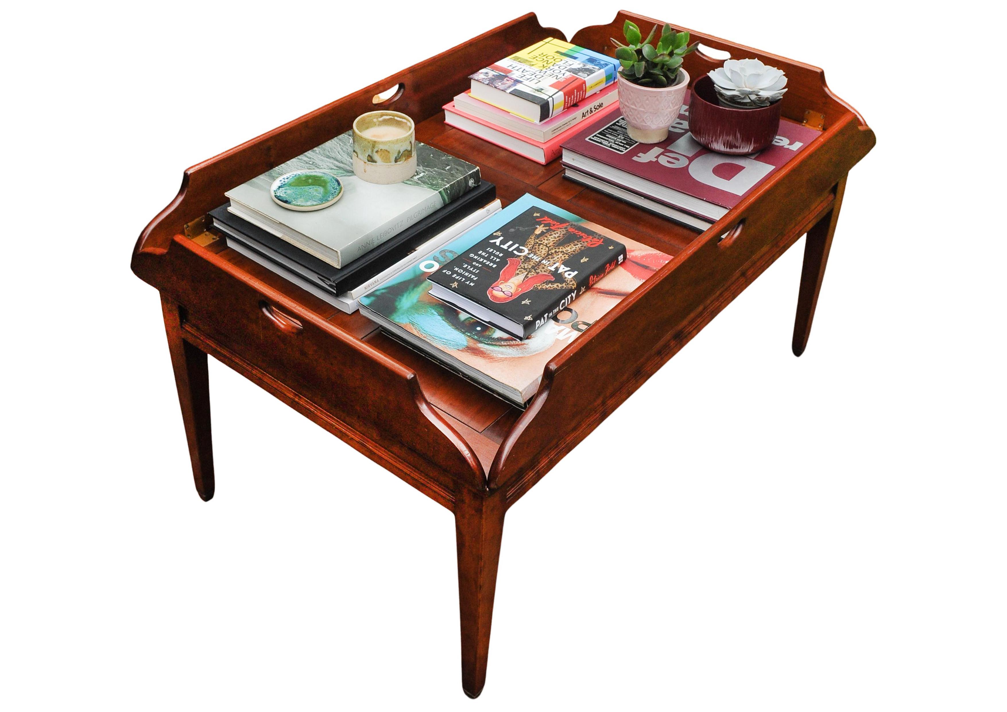Table basse de majordome en acajou et laiton Fabriquée à la main Kennedy Furniture Bon état - En vente à Reading, Berkshire