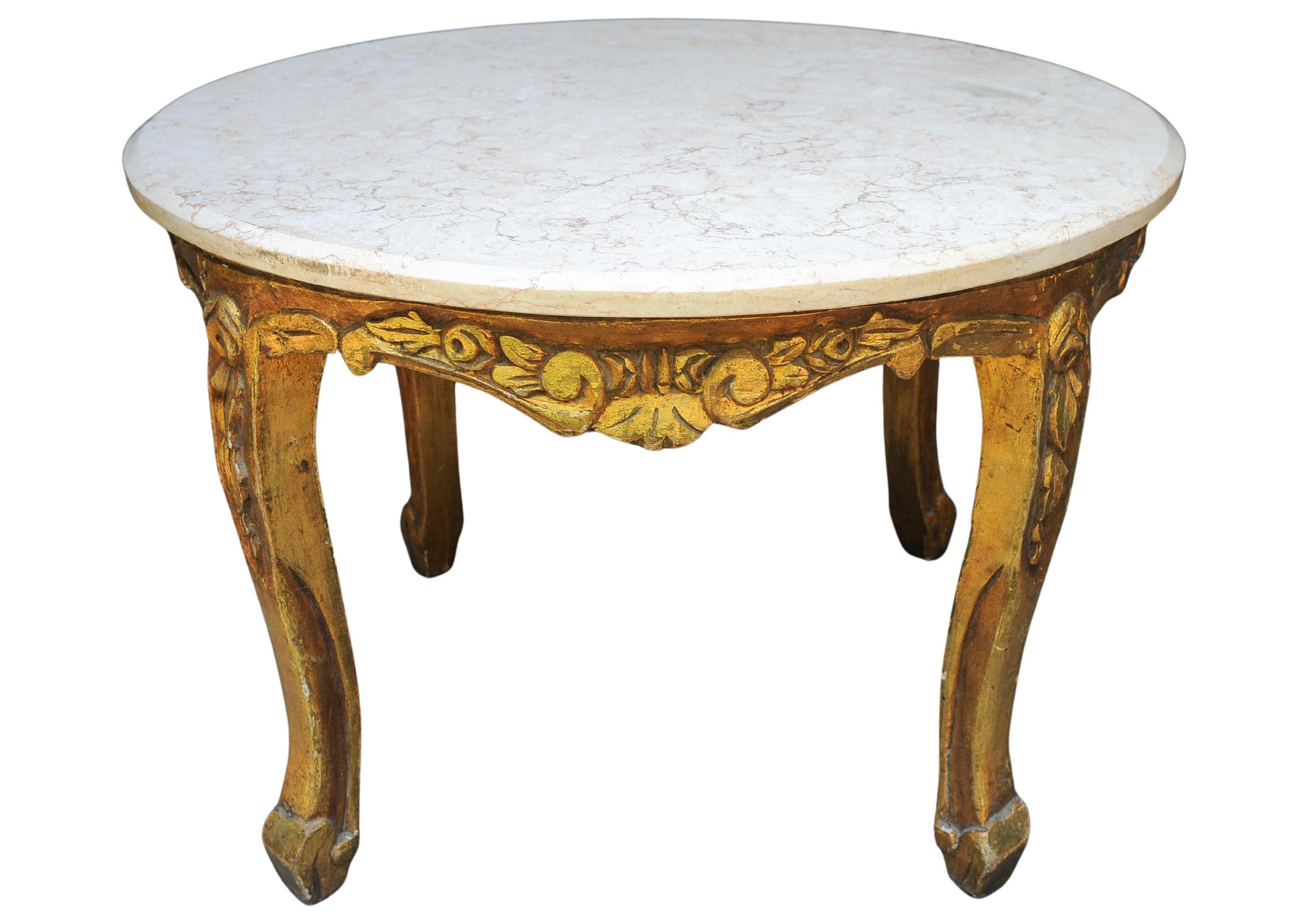 Mesa de salón circular francesa del siglo XIX de madera dorada y tapa de mármol veteado en venta 5