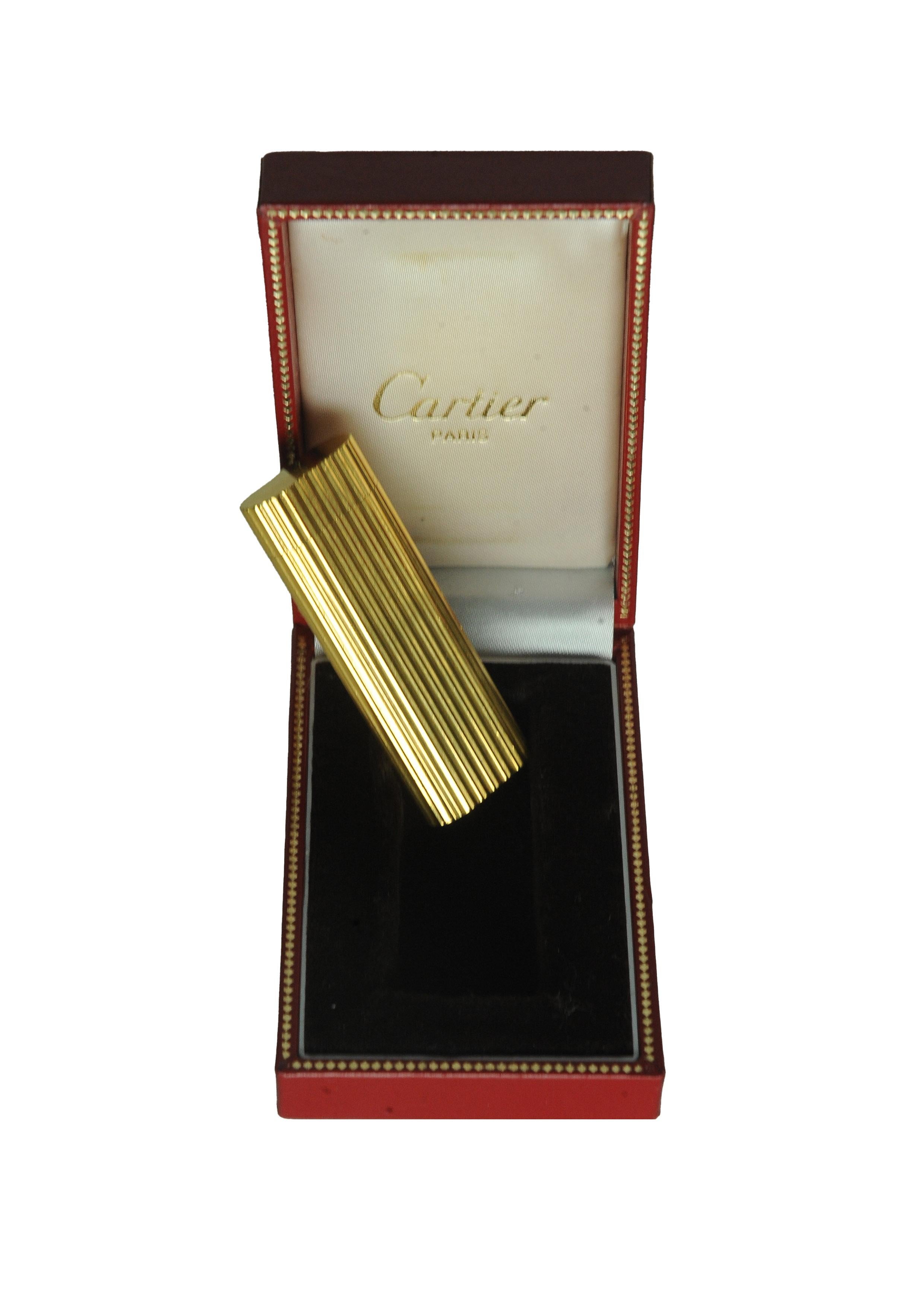 Accendino Briquet per sigarette Cartier in oro 18ct con scatola Cartier 13