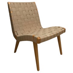 Jens Risom Knoll Studio - Silla de salón Risom de arce con cincha de lino