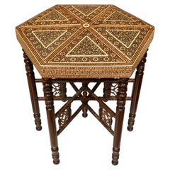 Boîte « Khatam » orientale, en bois marqueté à la main, motifs géométriques, années 1800