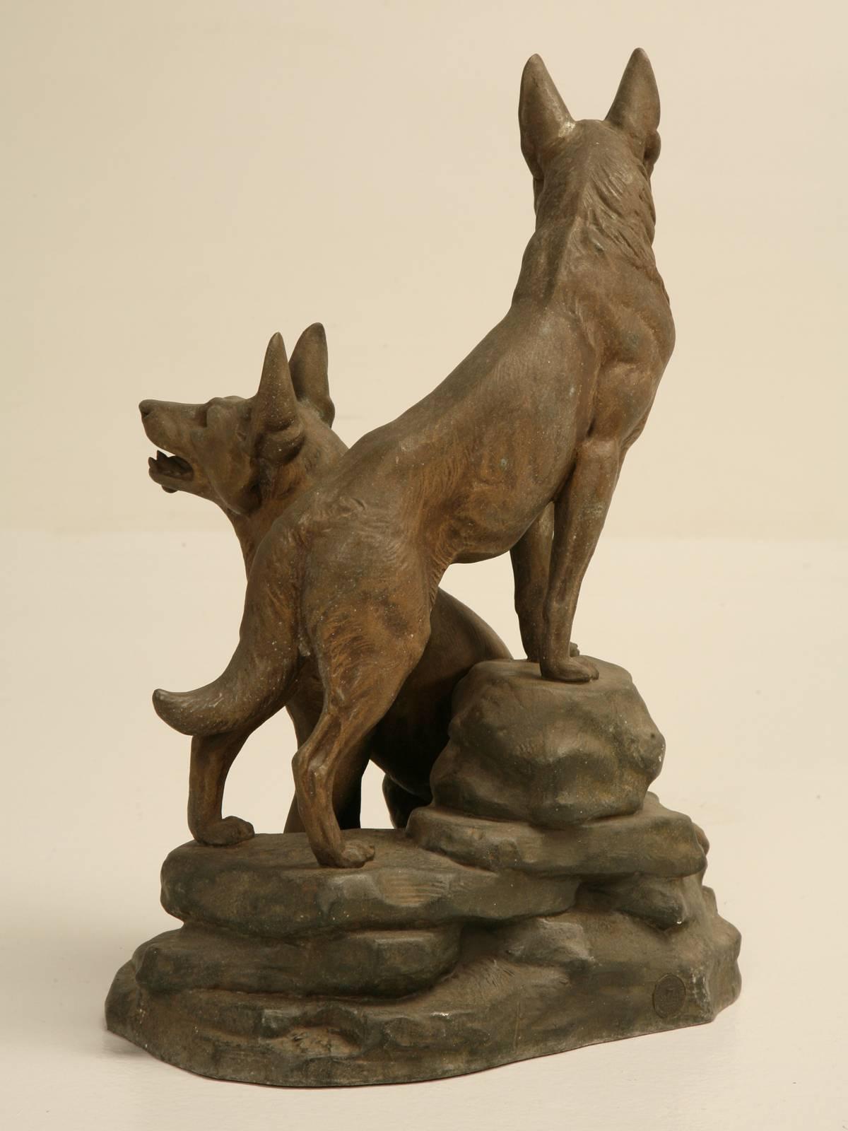 Sculpture allemande d'un chien de berger par Louis-Albert Carvin 3