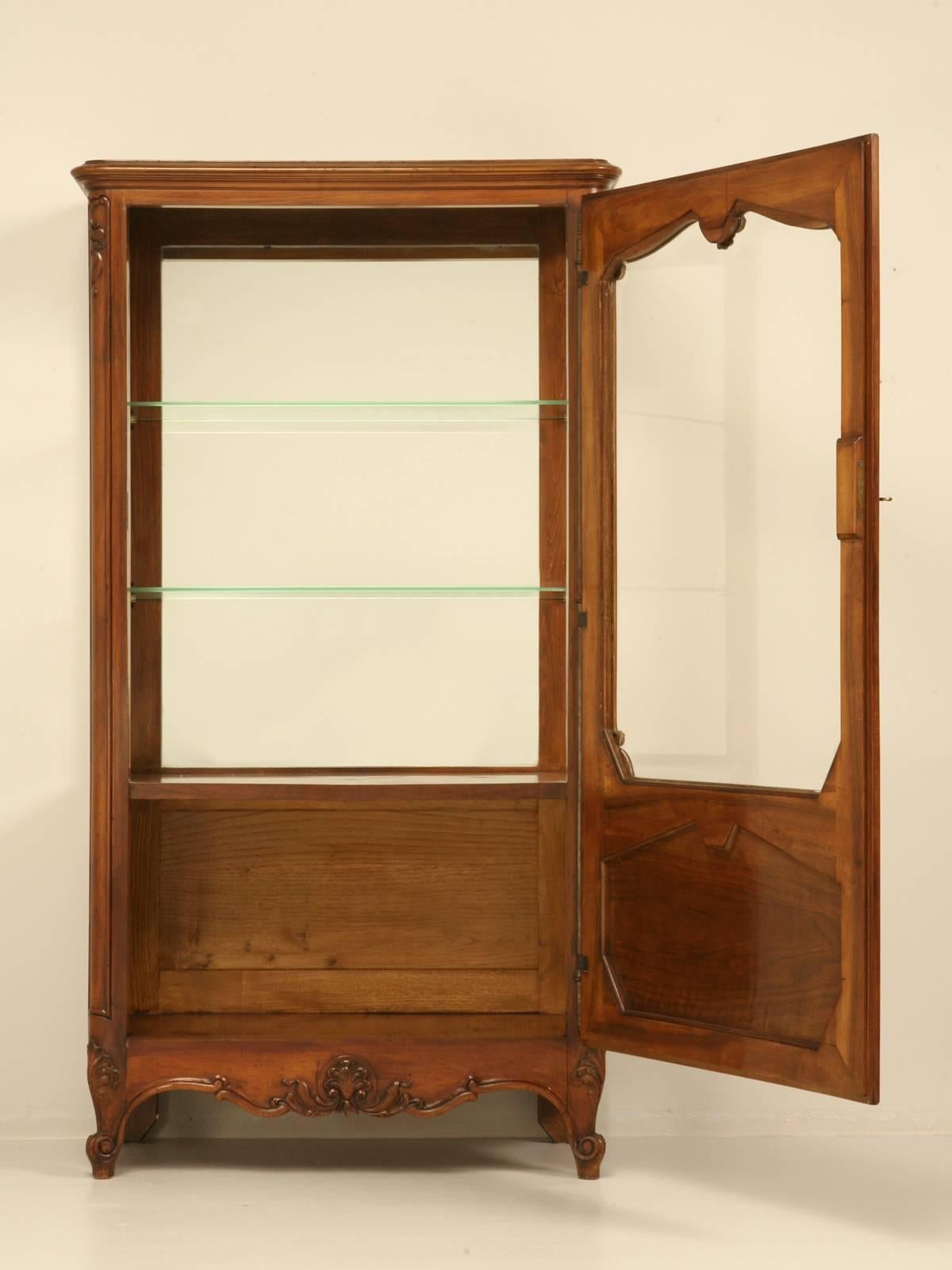 French Louis XV Style Curio Cabinet 5
