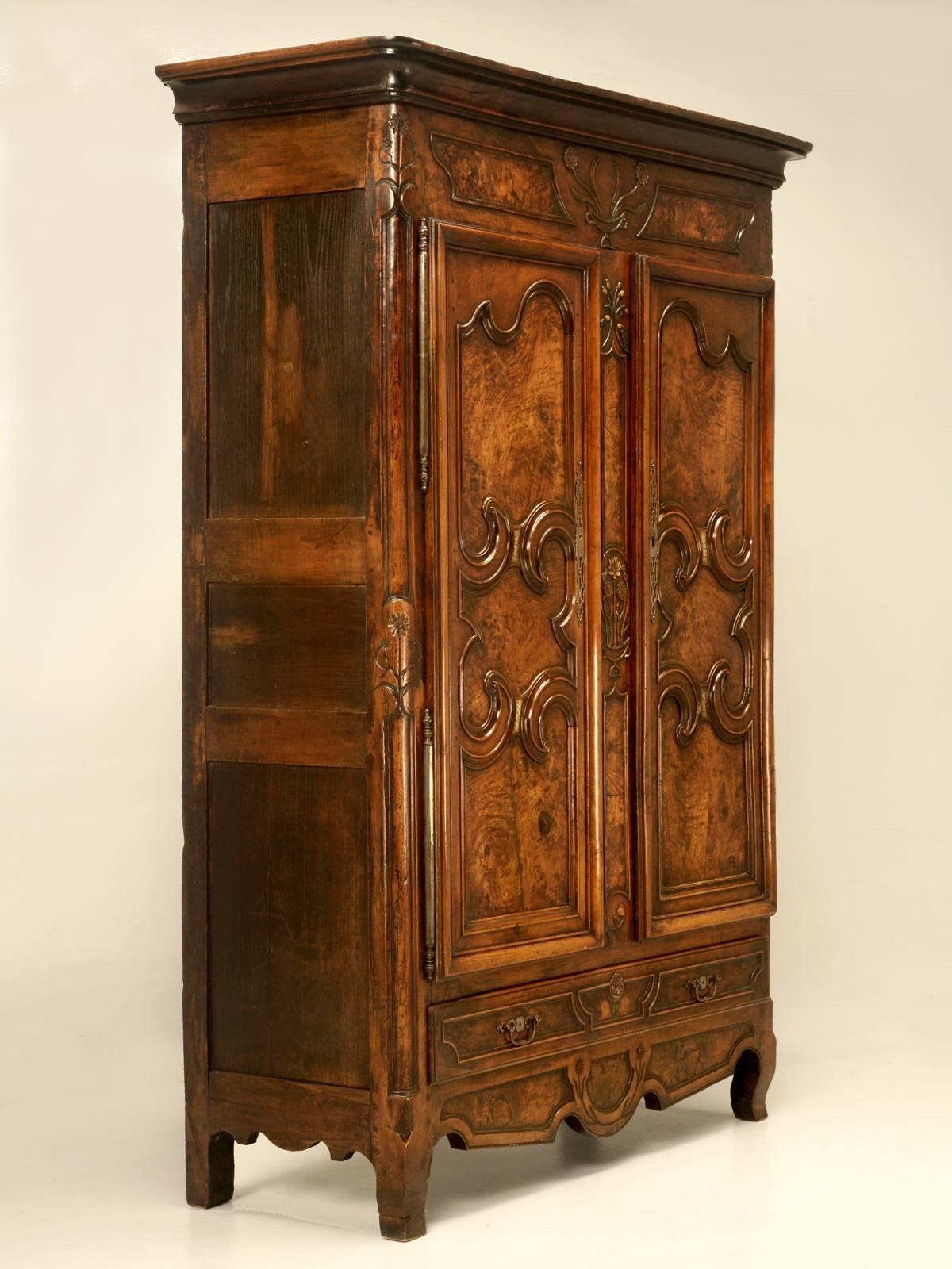 With the recent weakening of the French armoire market, it takes something really quite special to get our attention today and this one succeeded in spades. The incredible detailing and the grain of the burl wood is as nice as it gets. Note the