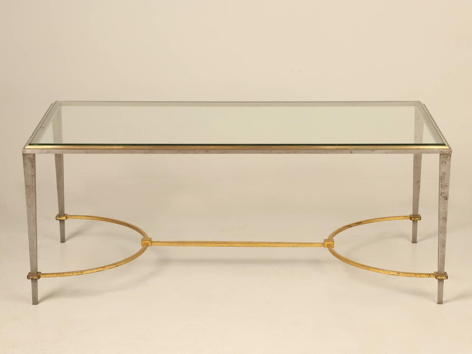 Mid-20th Century Mid-Century Modern Coffee Table in the Style of Ramsey