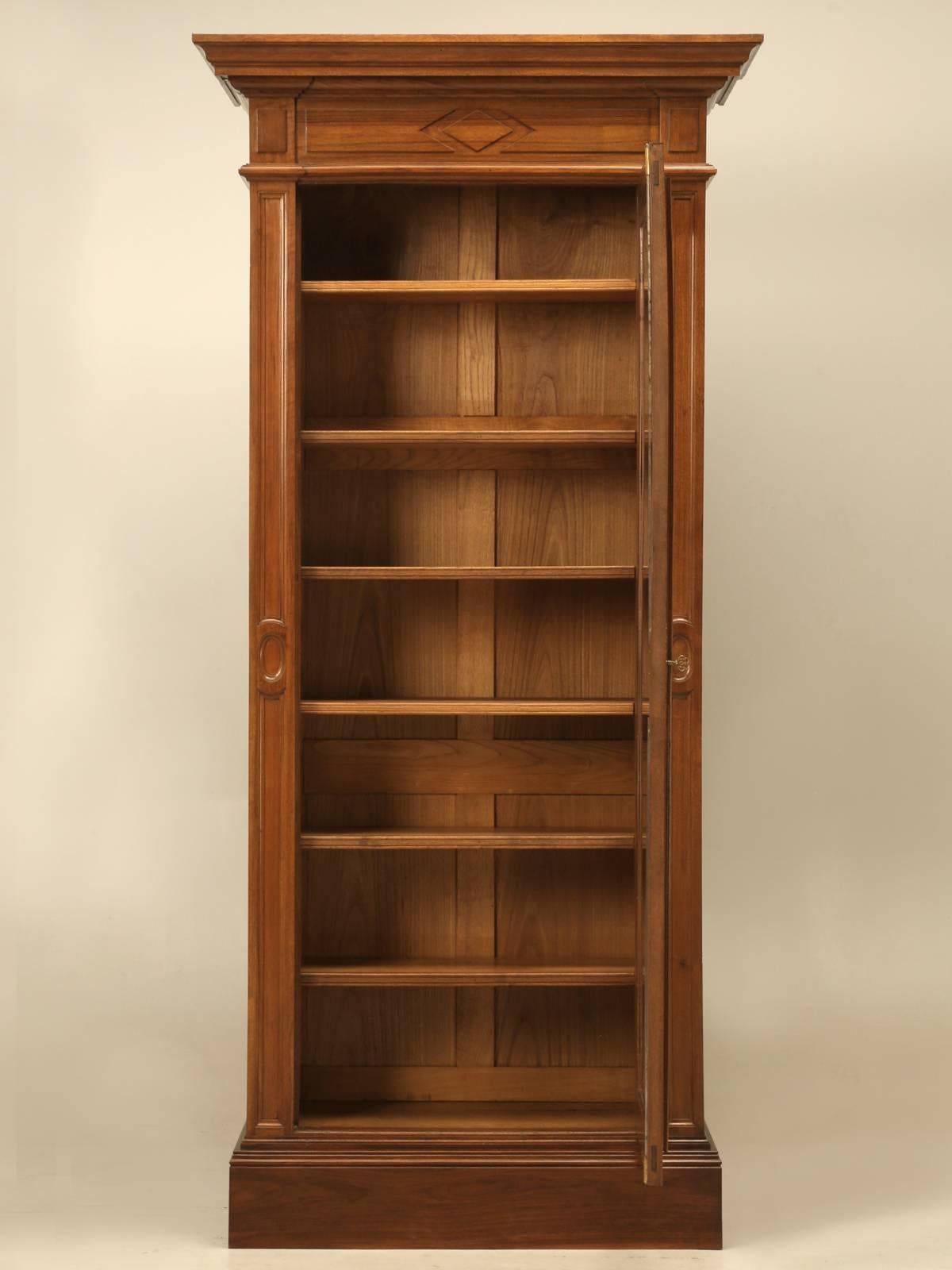 Antique French Bookcase in Solid Walnut 3