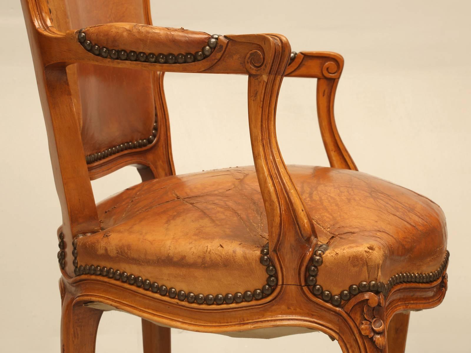 Sillones Estilo Luis XV en Piel Original, Juego de Cuatro Cuero