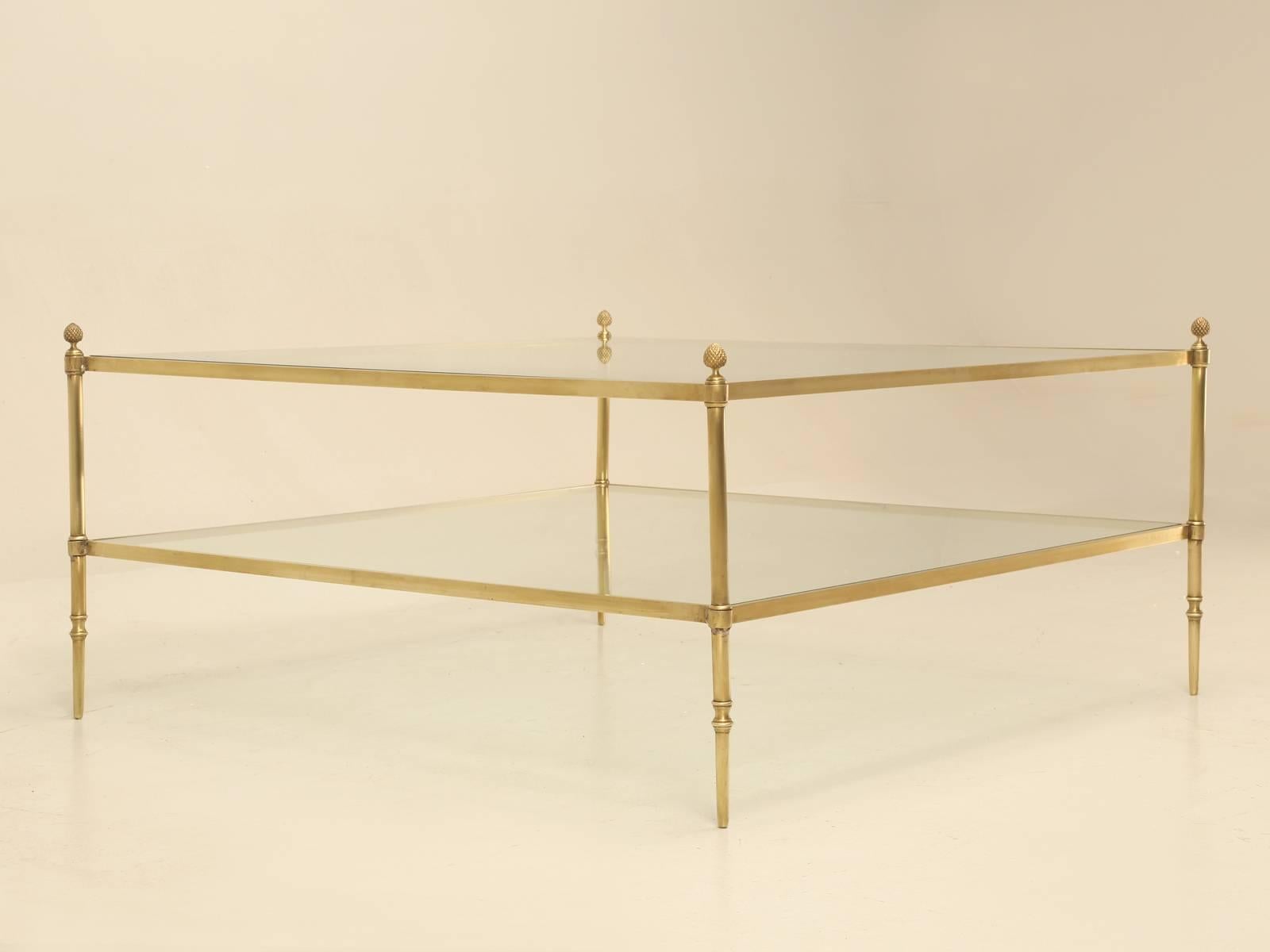 French Brass and Glass Mid-Century Modern Coffee Table In Good Condition In Chicago, IL