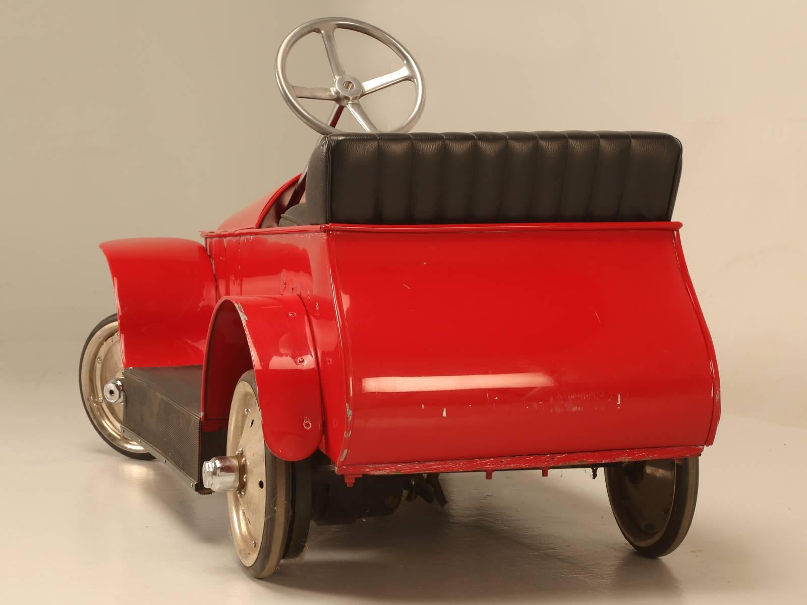 Automobile Amusement Park Battery Powered c1930's Believed to be one-of-a-kind  In Good Condition For Sale In Chicago, IL