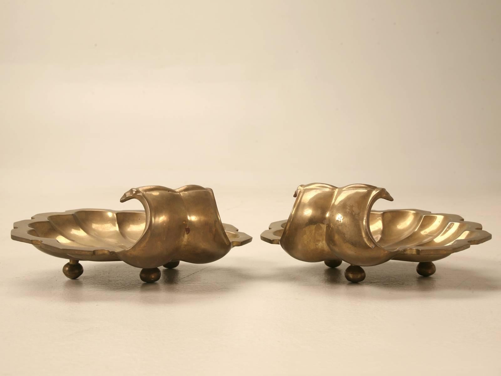 Solid Brass Footed Decorative Clamshell Dishes For Sale 1