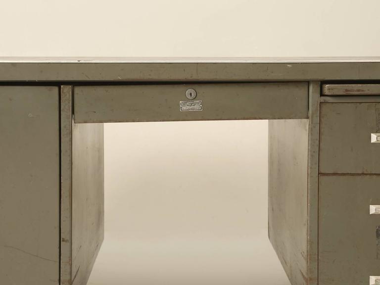 Steel American Industrial Desk in Original Condition For Sale at 1stdibs
