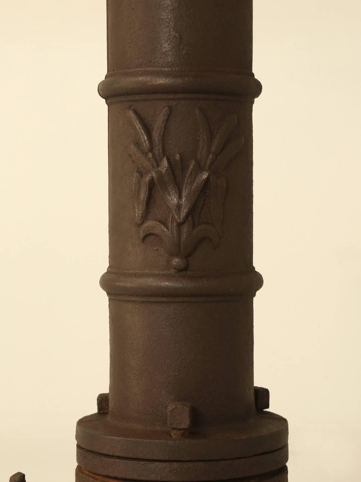 Antique French Water Fountain Pump or Garden Ornament In Fair Condition In Chicago, IL