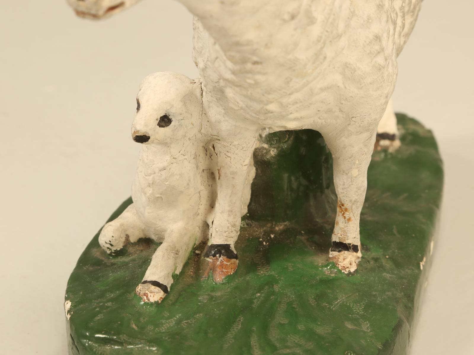 Sheep with Lamb American Chaulkware In Good Condition In Chicago, IL