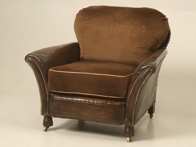 Although it could be safely stated, that virtually all vintage English and French leather club chairs are comfortable, although they do vary. Every once in a great moon, a magically pair appears out of nowhere and after hunting for club chairs for
