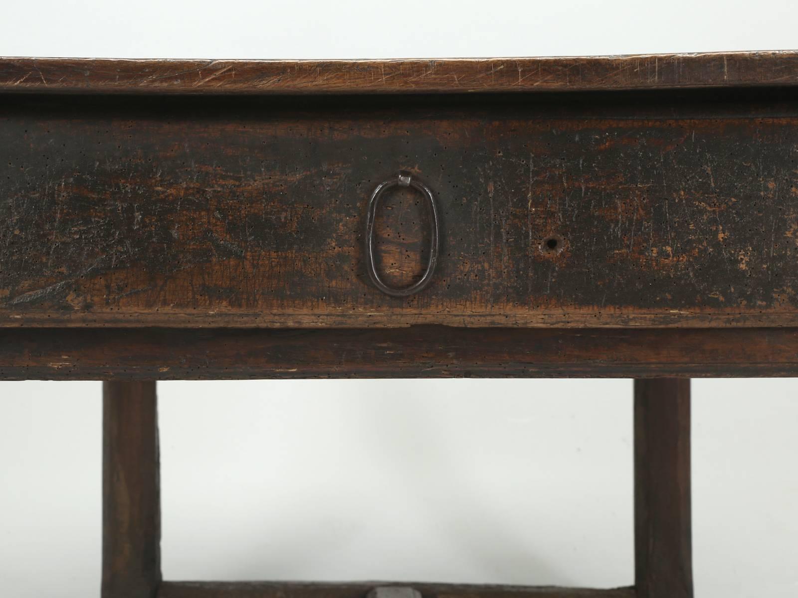 Antique French Farm Table with Drawer, circa 1700 3
