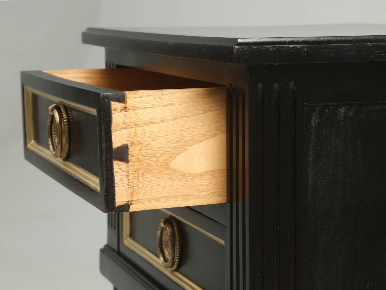 French Pair of Louis XVI Style Ebonized Nightstands or End Tables (Louis XVI.)