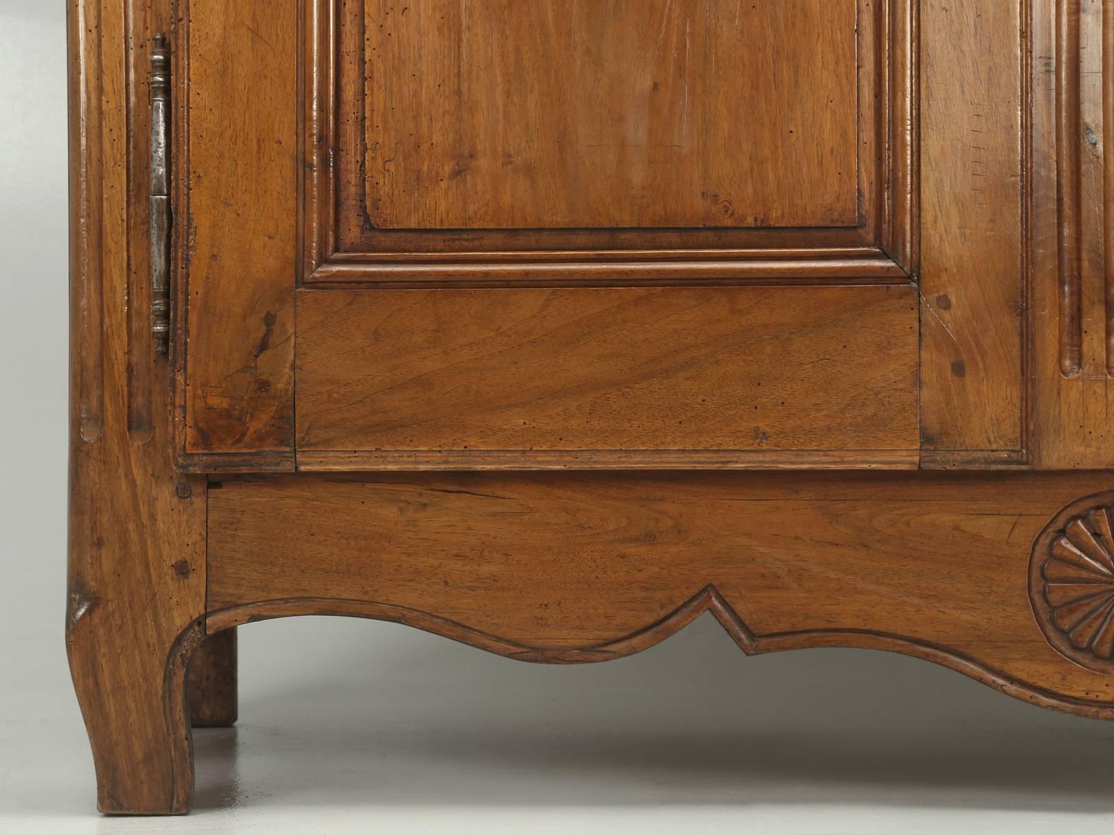 Mid-19th Century Antique French Armoire Solid Walnut from Toulouse, c1840 Unrestored Condition