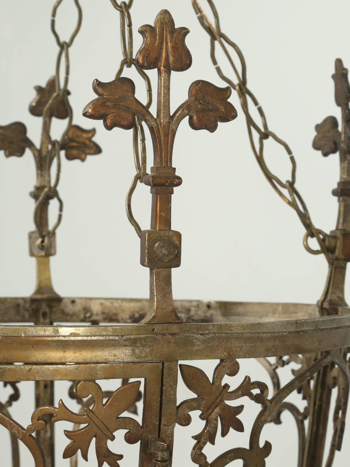 Antike französische Laterne aus massiver Bronze aus dem 19. Jahrhundert (Französisch) im Angebot