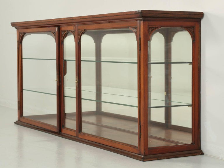 Antique English Mahogany Display Cabinet, Circa 1900 For Sale At 1stdibs Beautiful antique English solid mahogany curio or vitrine cabinet. We found this unusual display cabinet - Antique English Mahogany Display Cabinet, Circa 1900 For Sale At 1stdibs