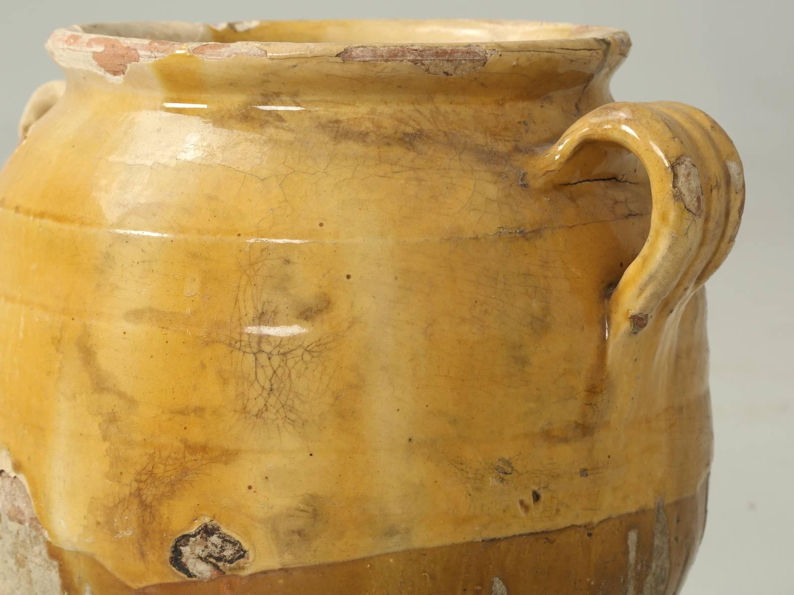 Antique French Confit Pot Terracotta Light Mustard Glaze No Prior Repairs c1900 en Bueno Estado en Chicago, IL