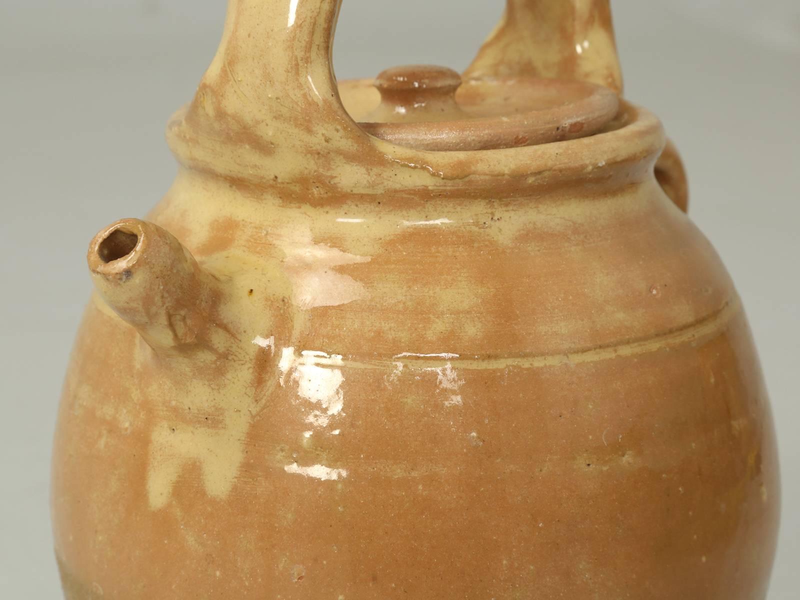 Antique French Pottery Jug with Matching Lid and Large Handle In Good Condition In Chicago, IL