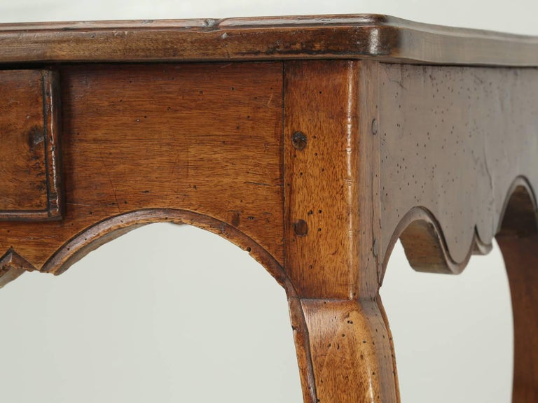 Antique French Louis XV Style Ladies Writing Table Or Small Desk For Antique French Louis XV Style Ladies Writing Table or Small Desk For Sale 3 - Antique French Louis XV Style Ladies Writing Table Or Small Desk For